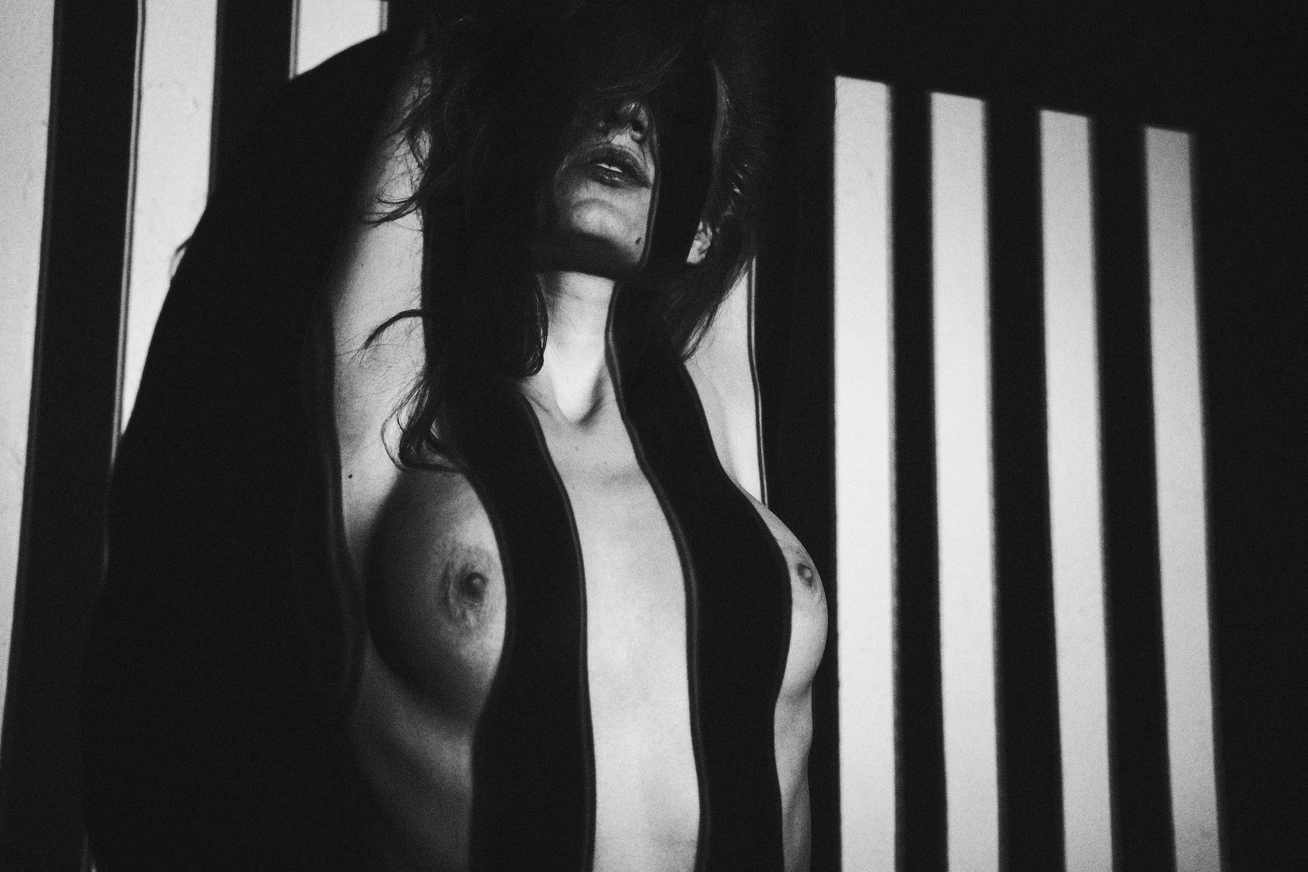 Черная полоса. Кирилл Акишкин — режиссёр и фотограф | Кинестетика визуального повествования| МОСКВА