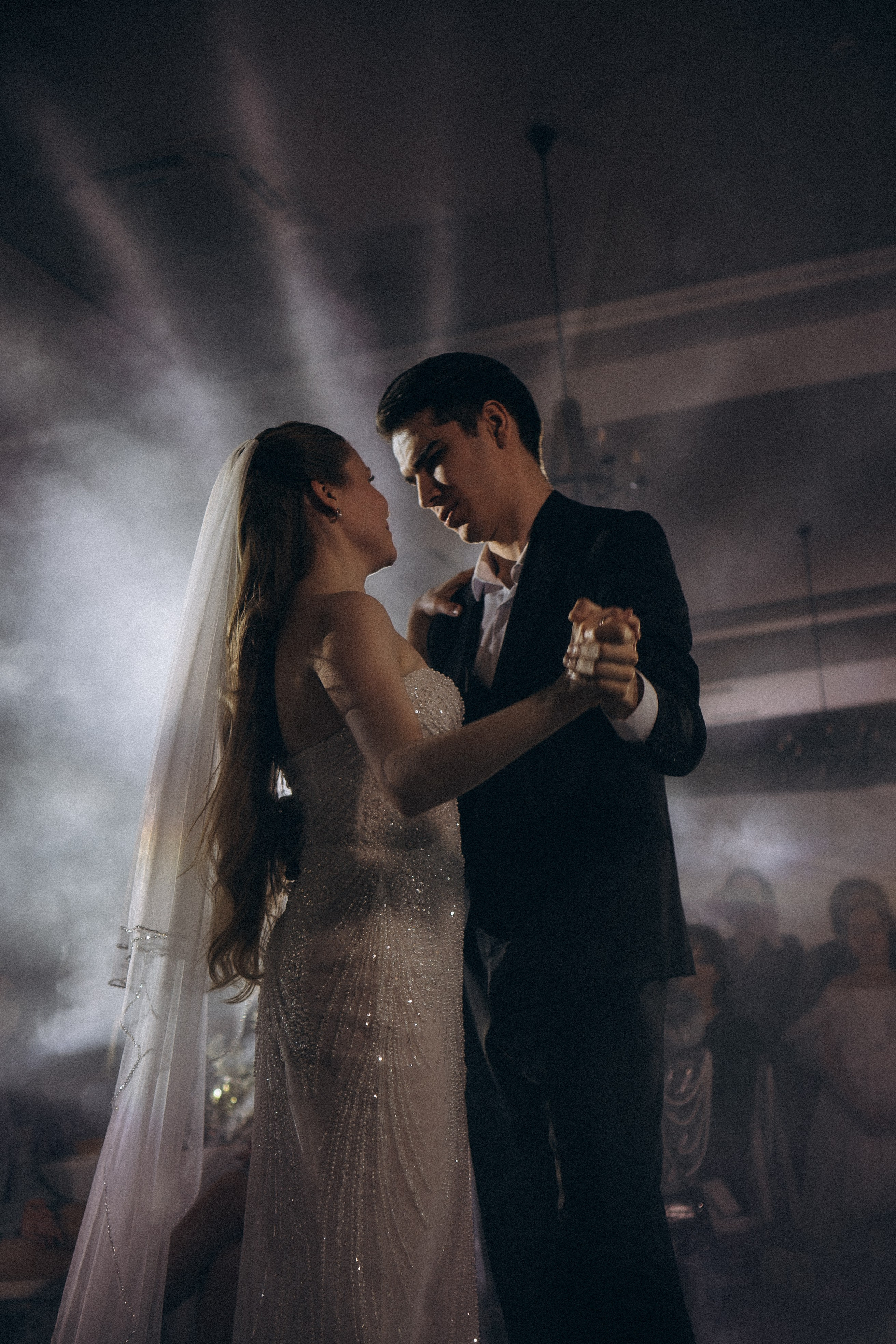 СВАДЕБНАЯ СЬЕМКА СБОРОВ В ОТЕЛЕ И ВЫЕЗД НА ЦЕРЕМОНИЮ (СНЯТО В СИБИРЕ В НИЖНЕВАРТОВСКЕ). Профессиональный фотограф, Санкт-Петербург — Виктория Богомолова