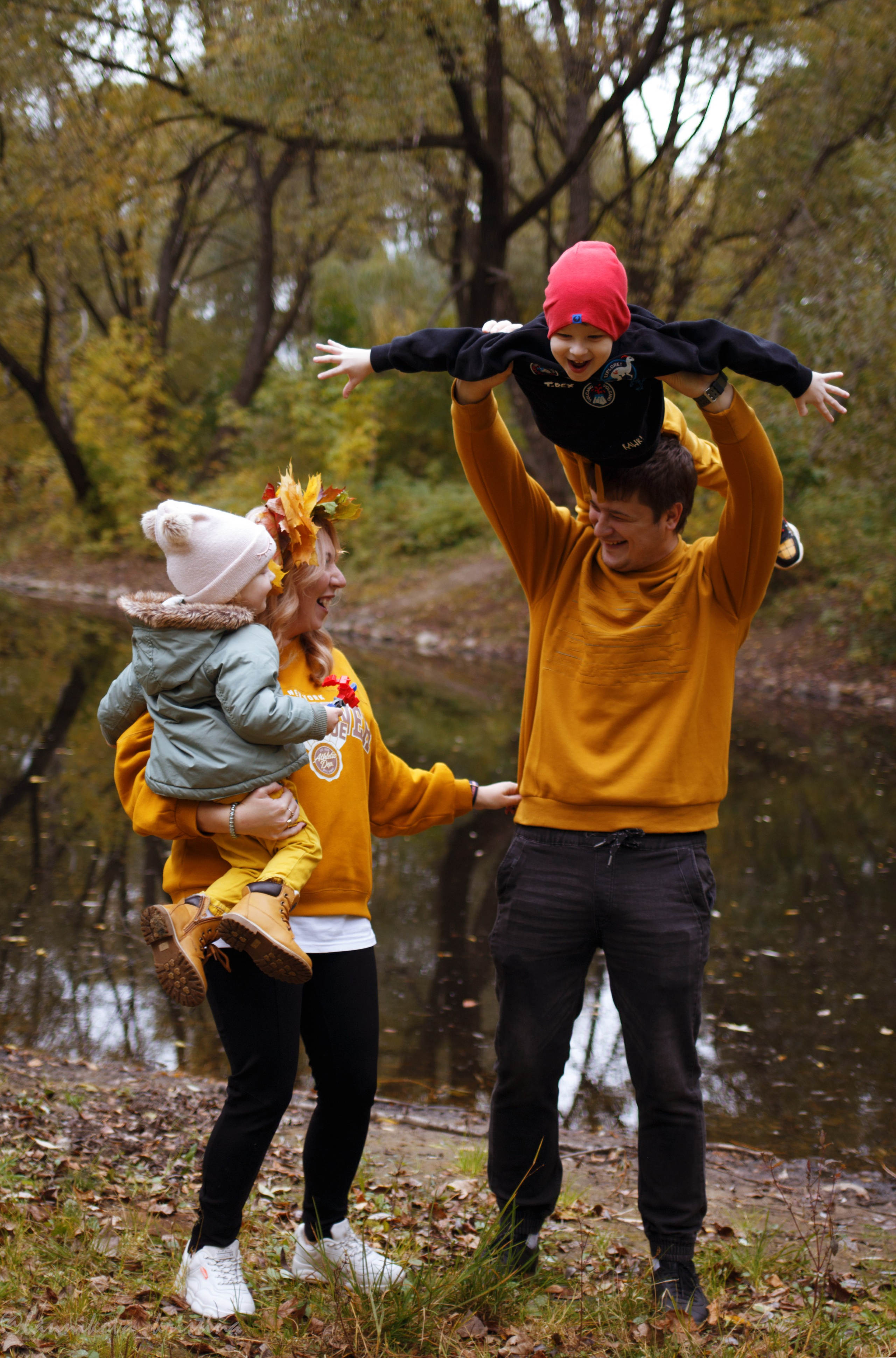 Семейная на улице. Профессиональный фотограф в Москве
