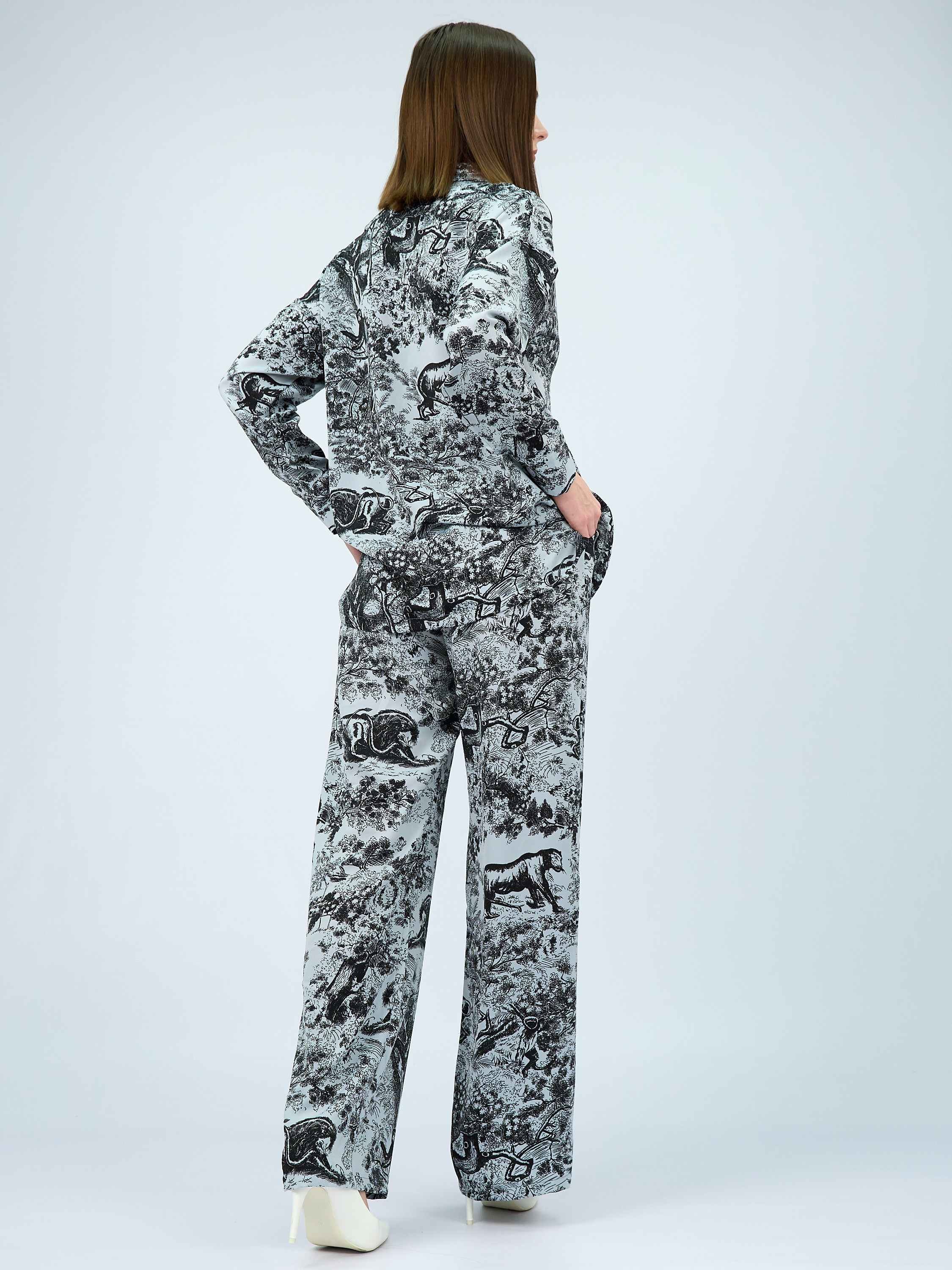 Фотосъёмка женских костюмов для Wildberries — Казань