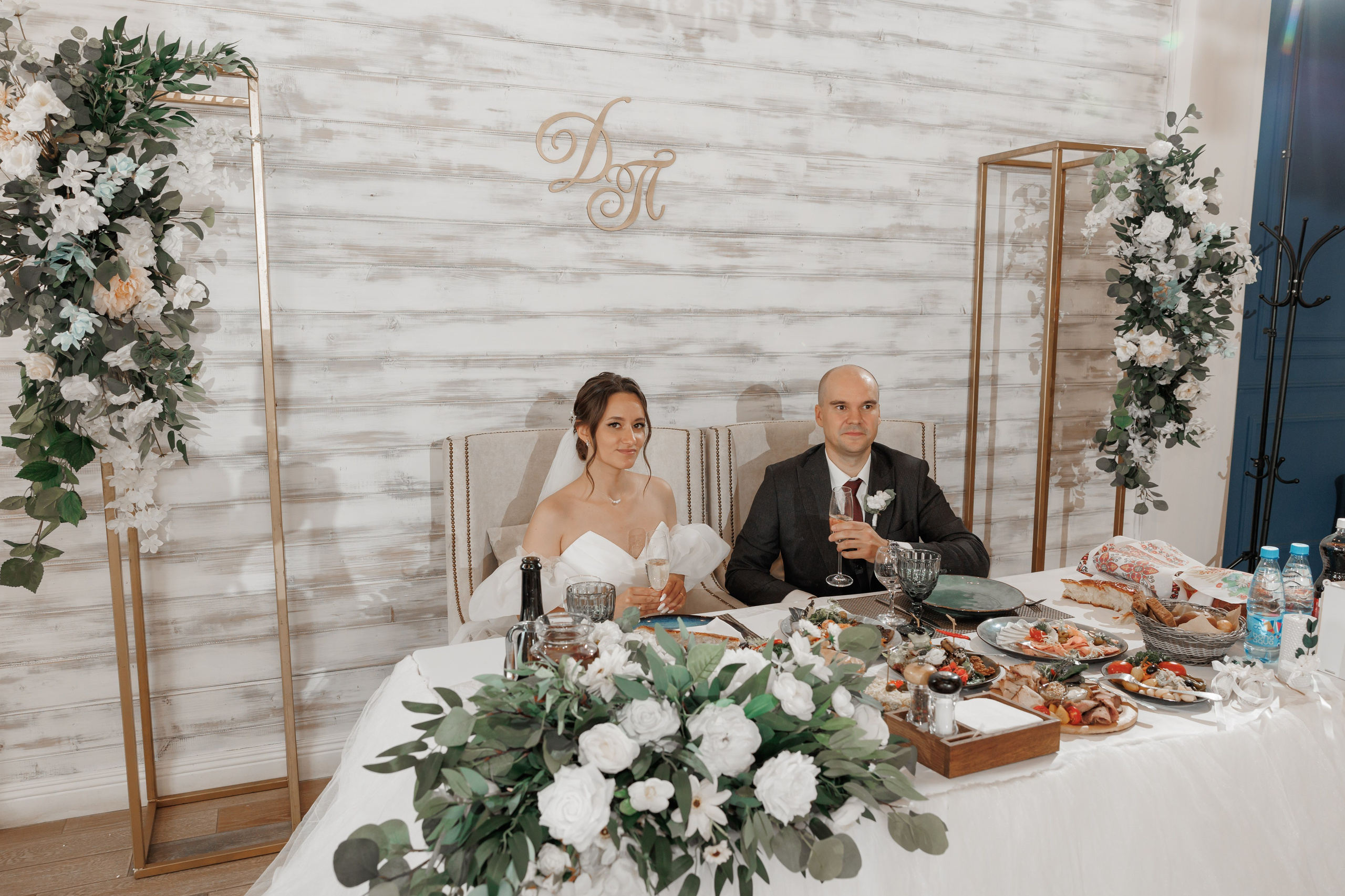 Полина и Дмитрий, загородный клуб «Барин», ЗАГС в г. Пушкино. Свадебный и репортажный фотограф (Москва, Королев и другие)