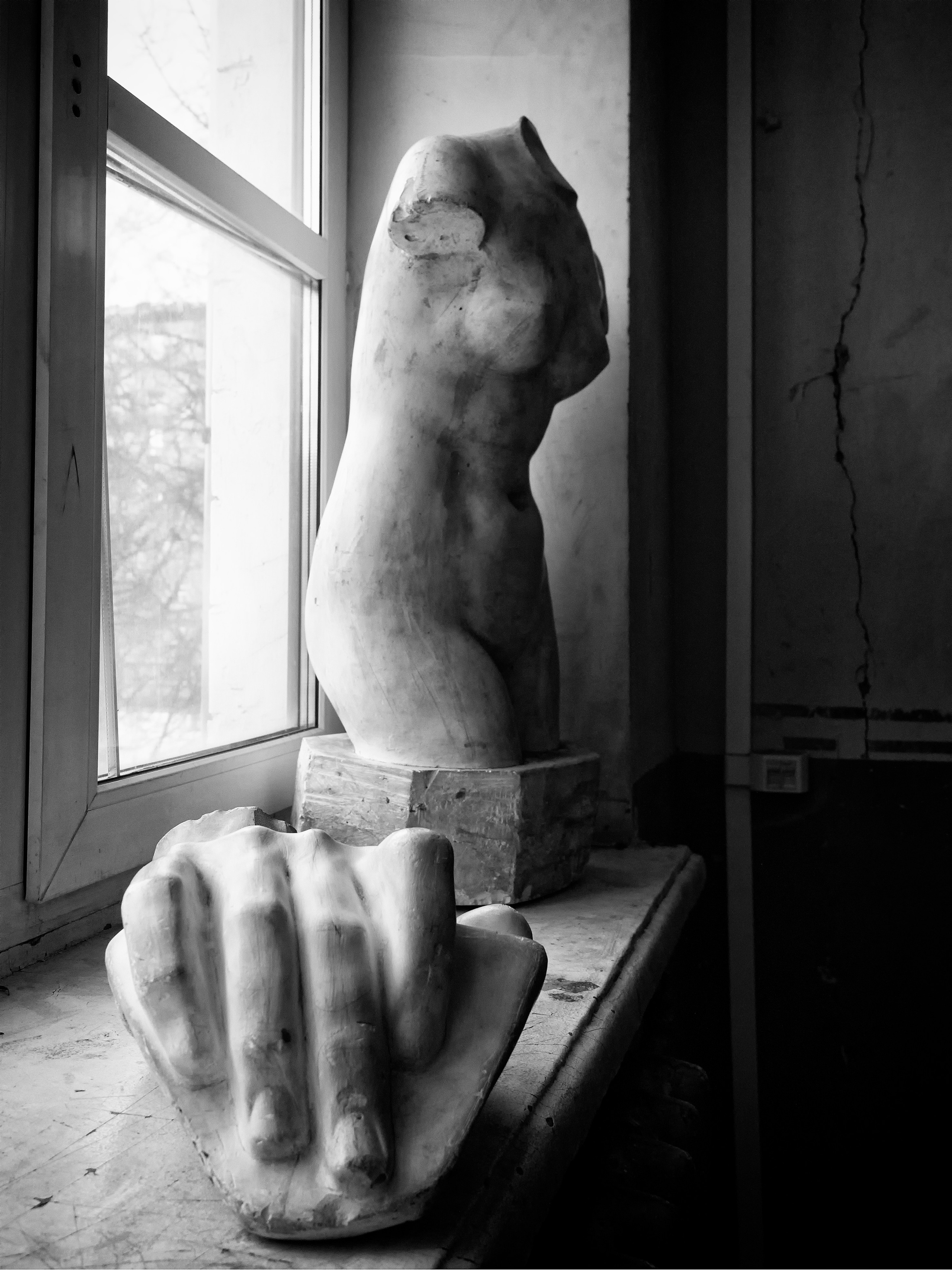 The life of sculptures. Vasiliy Riabovol — Fine Art Photographer | Time, Space, and Silence