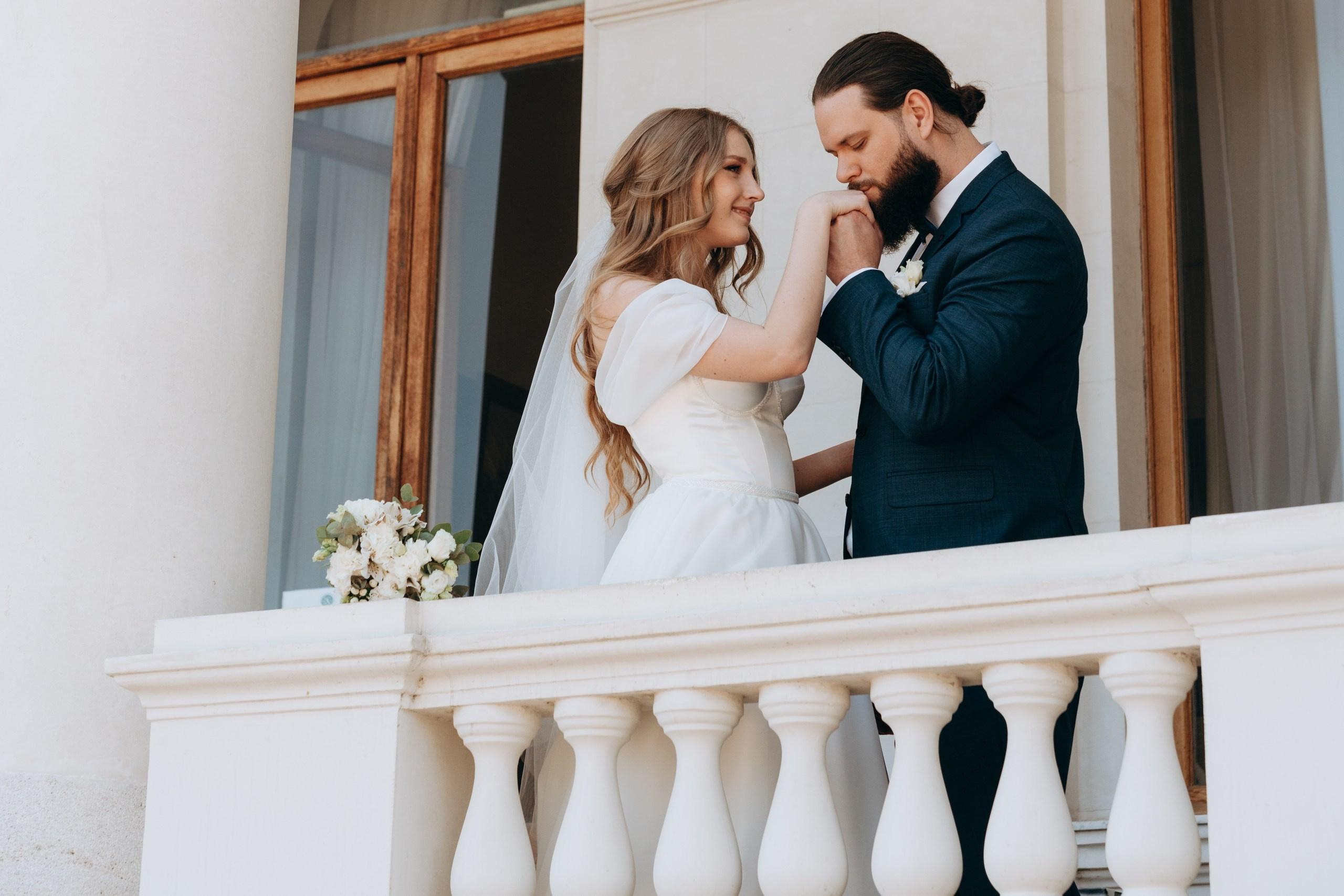 Свадебная фотосессия в Ялте. Портретный свадебный фотограф Крым | Евгения Щитенко