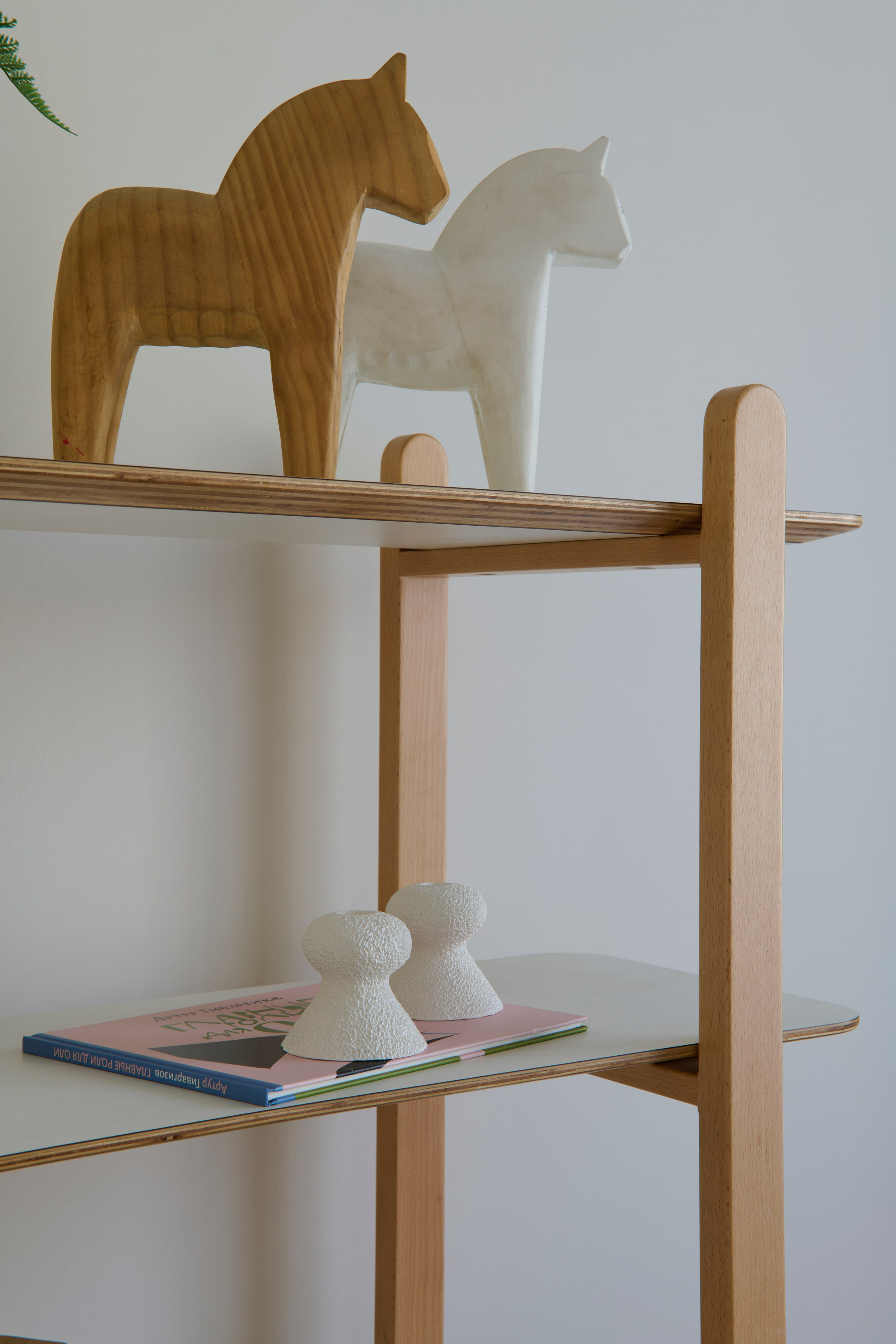 Светлый одноэтажный дом. Автомобильный и интерьерный фотограф в Минске Александр Тагаев