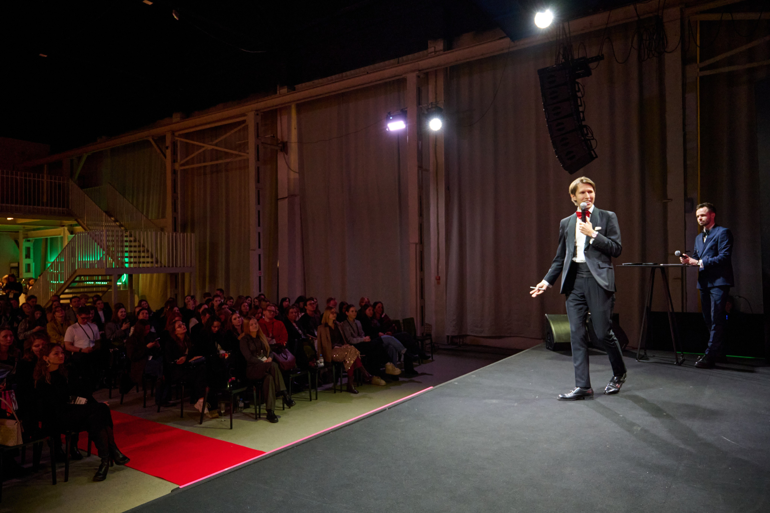 Репортажные фотографии с церемонии награждения Changellenge ≫ Best Company Award 2026. Съемка HR-премии, гости, спикеры, атмосфера мероприят