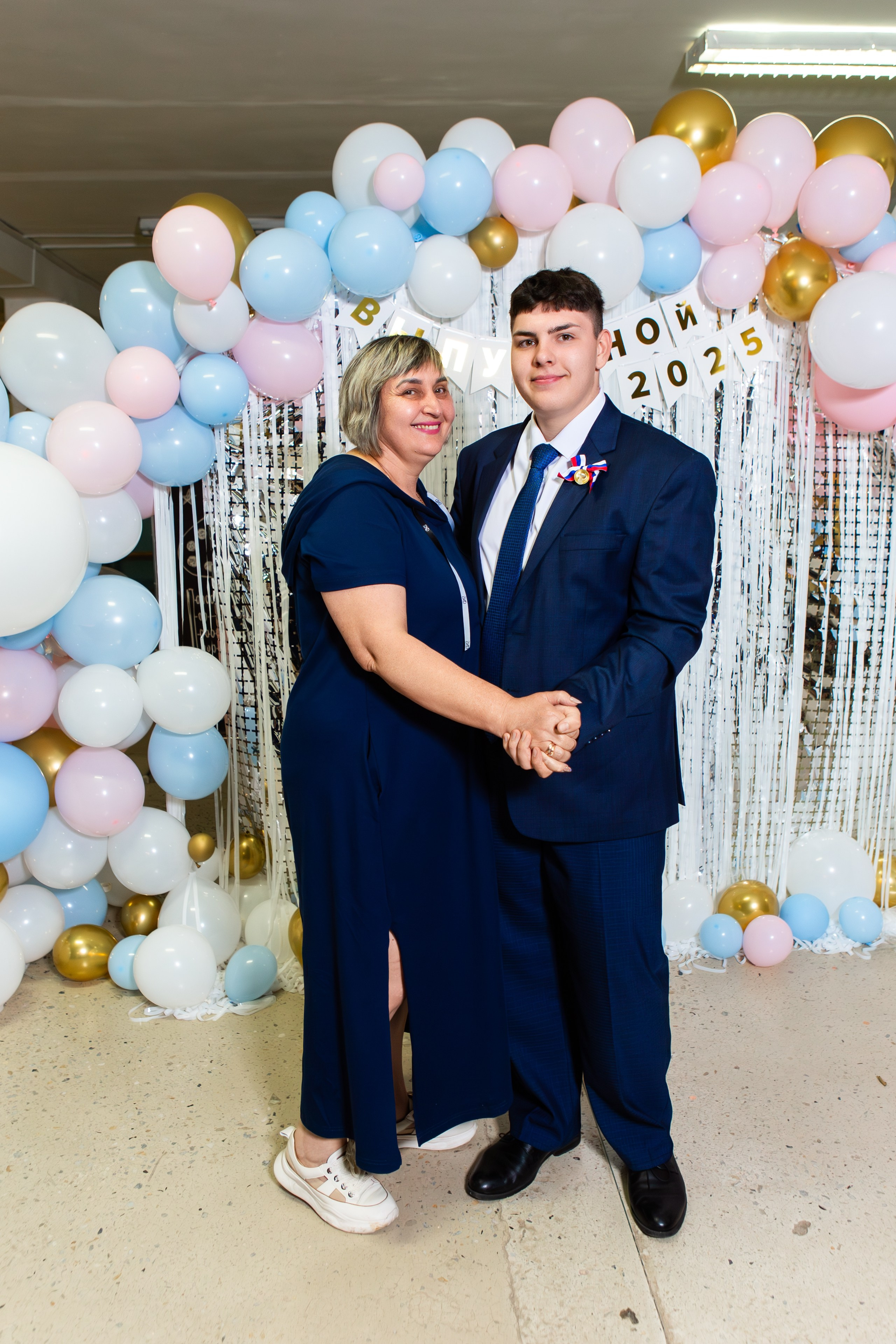 ФОТОСЕССИЯ С РОДИТЕЛЯМИ ВЫПУСКНОЙ 2025 9 ШКОЛА Г.МЦЕНСК. Профессиональный фотограф в Мценске и Орловской области