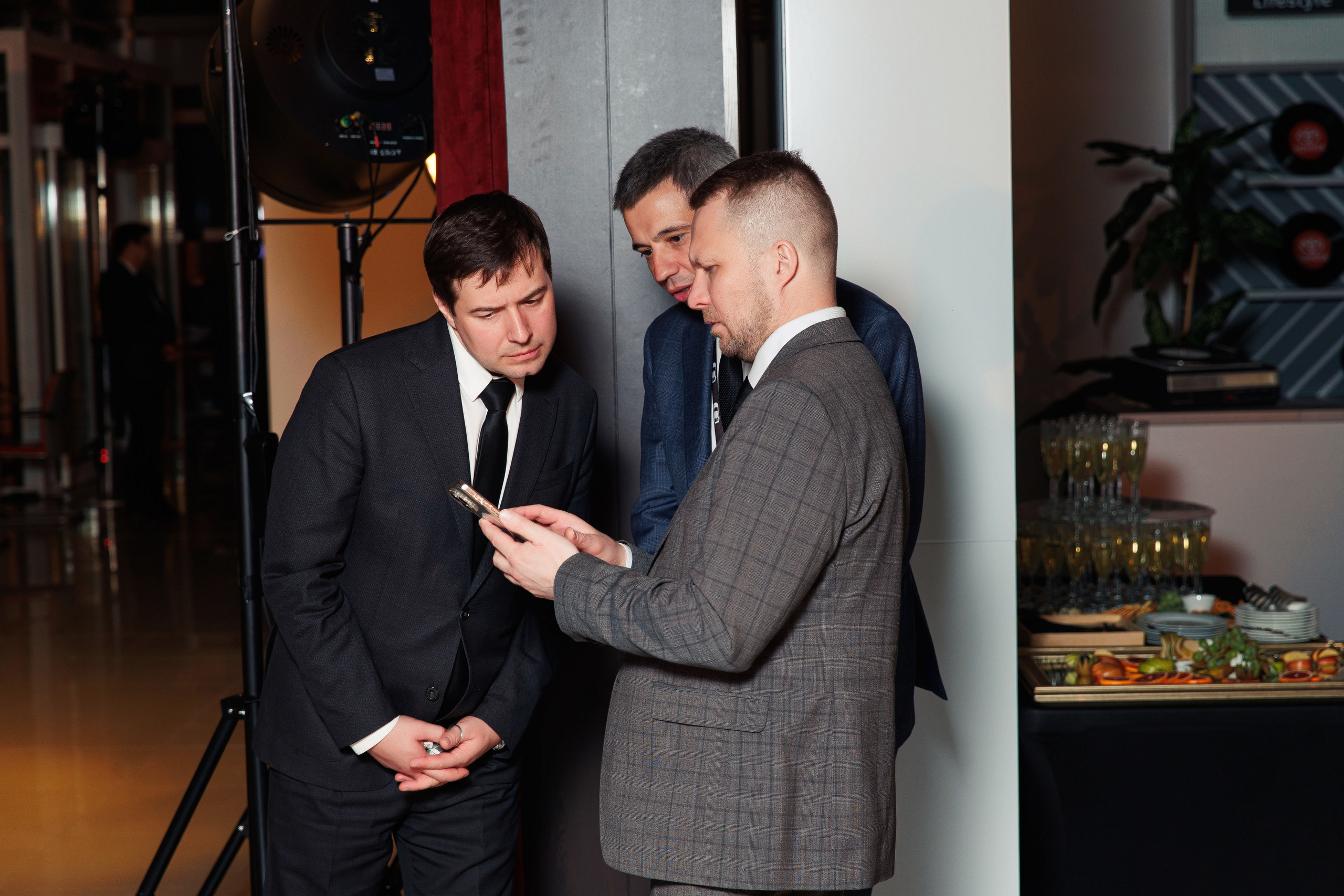 Презентация новой Toyota RAV4. Репортажный и свадебный фотограф в Уфе Павел Кожевников