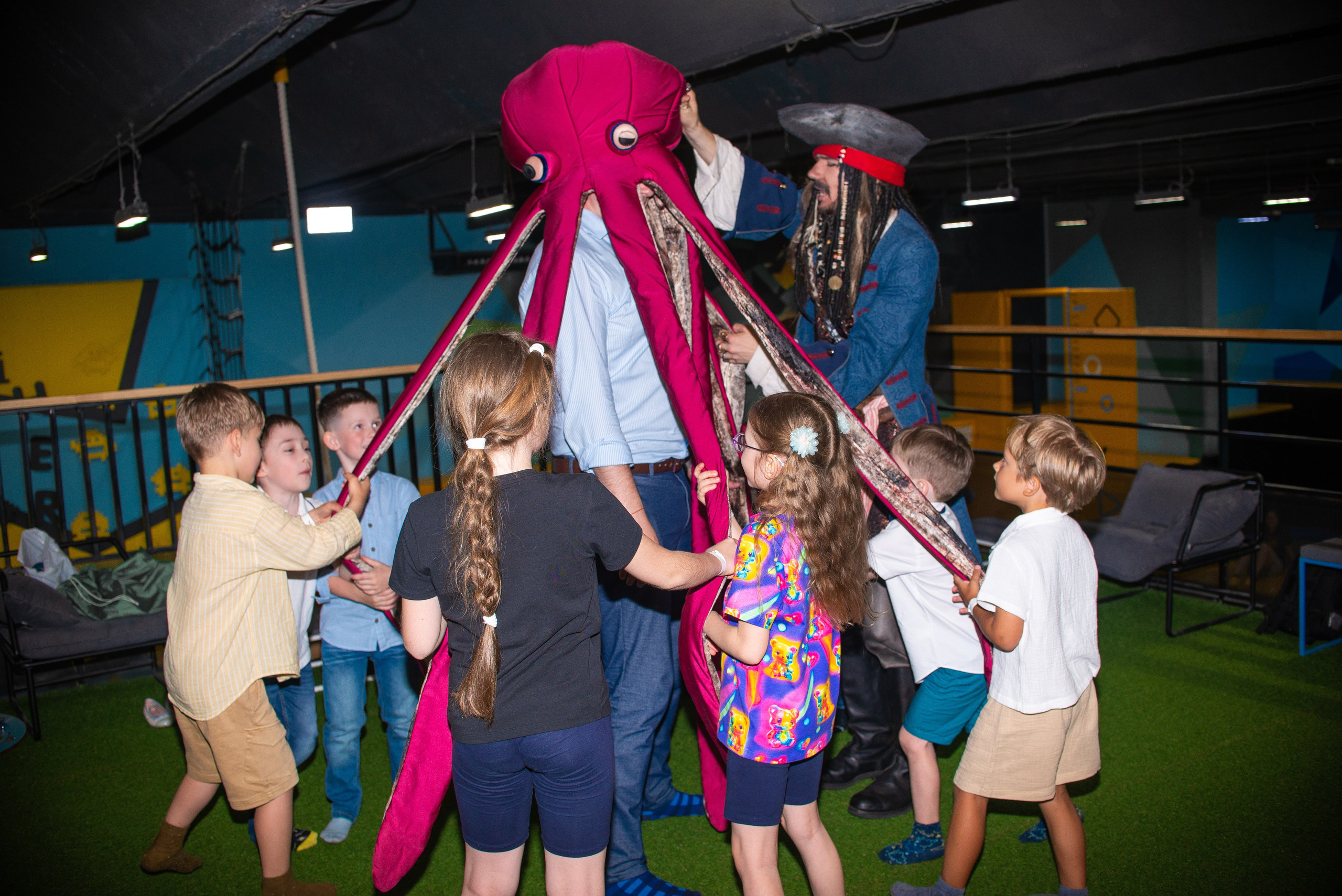 Выпускной в садике 2024. Семейный фотограф на выписку из роддома и крещение Минск Настя Гришук