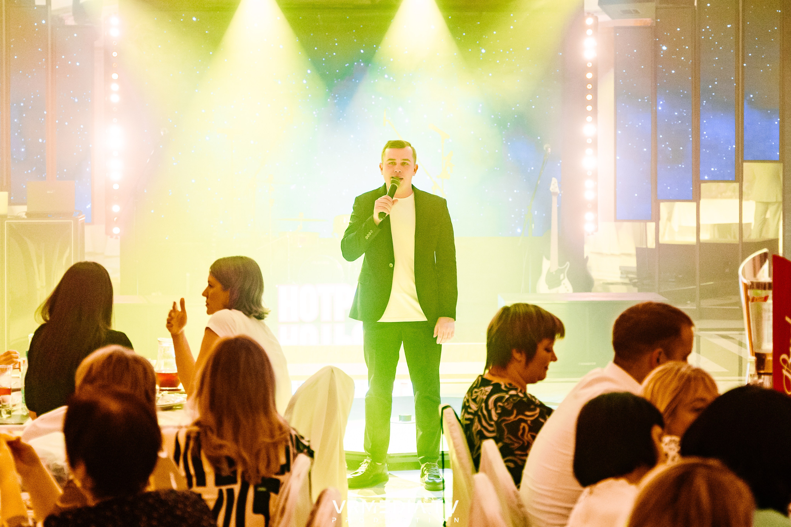 Международный женский день в ресторане «Лазурный берег»