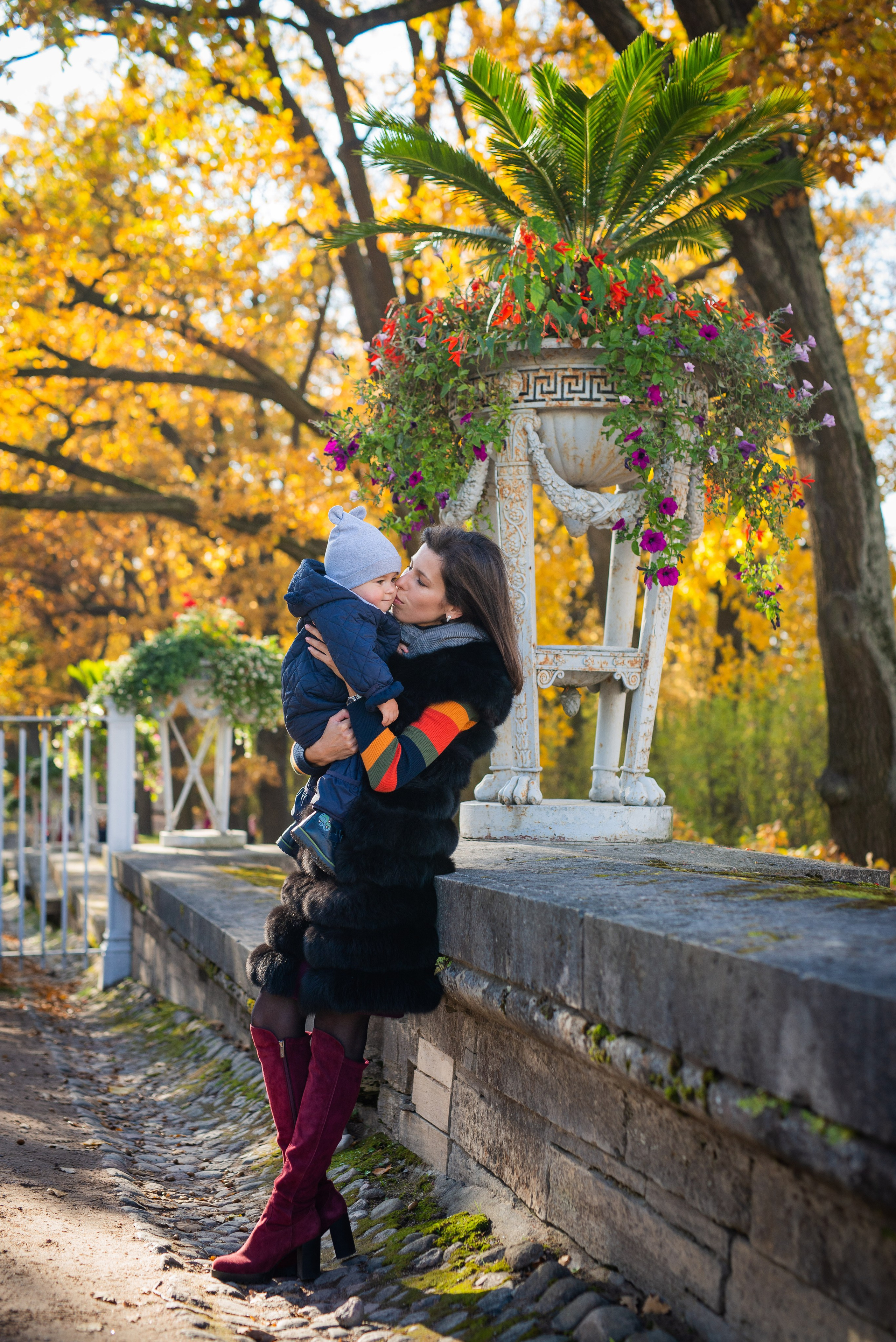 Егор, Валерия и Андрей осенняя прогулка. Портретный, семейный и свадебный фотограф в Санкт-Петербурге и в Пушкине Ширяев Денис