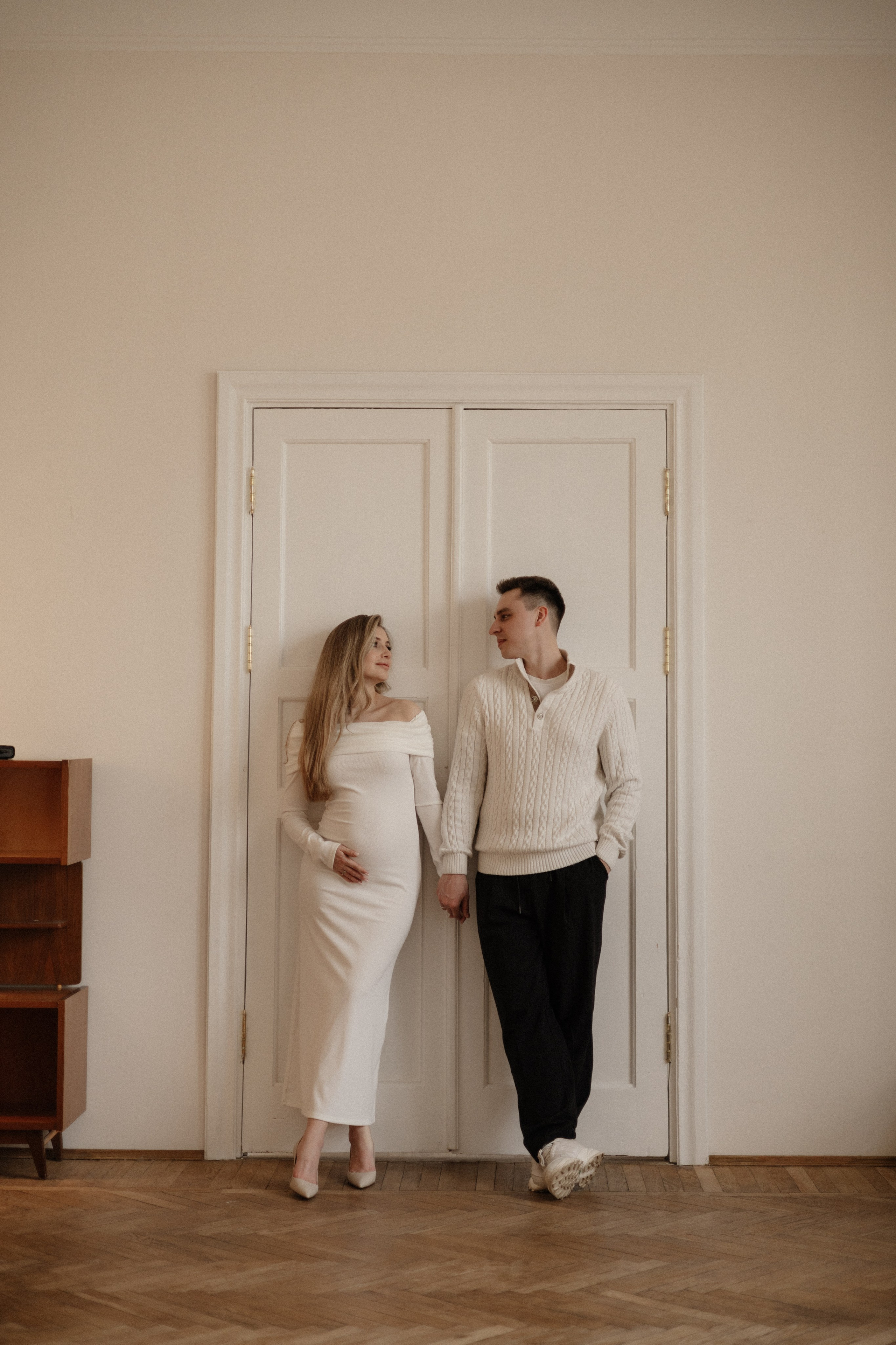 Беременная фотосессия в студии. Свадебный и портретный фотограф в Москве Анастасия Масюк