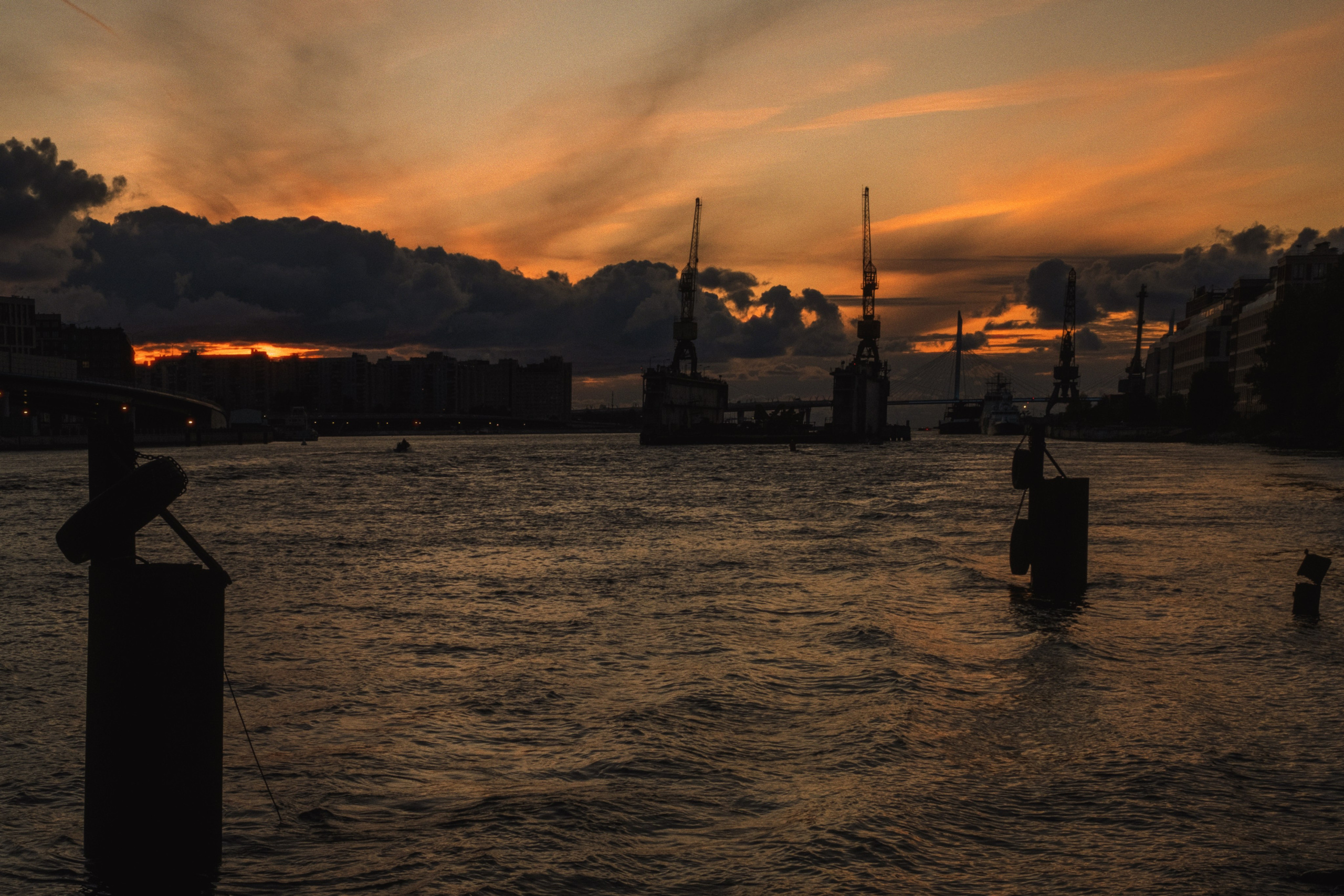 Стрит-фотография в Санкт-Петербурге — фотосессия | Филипп Линзин. Репортажный и портретный фотограф в Санкт-Петербурге Филипп Линзин