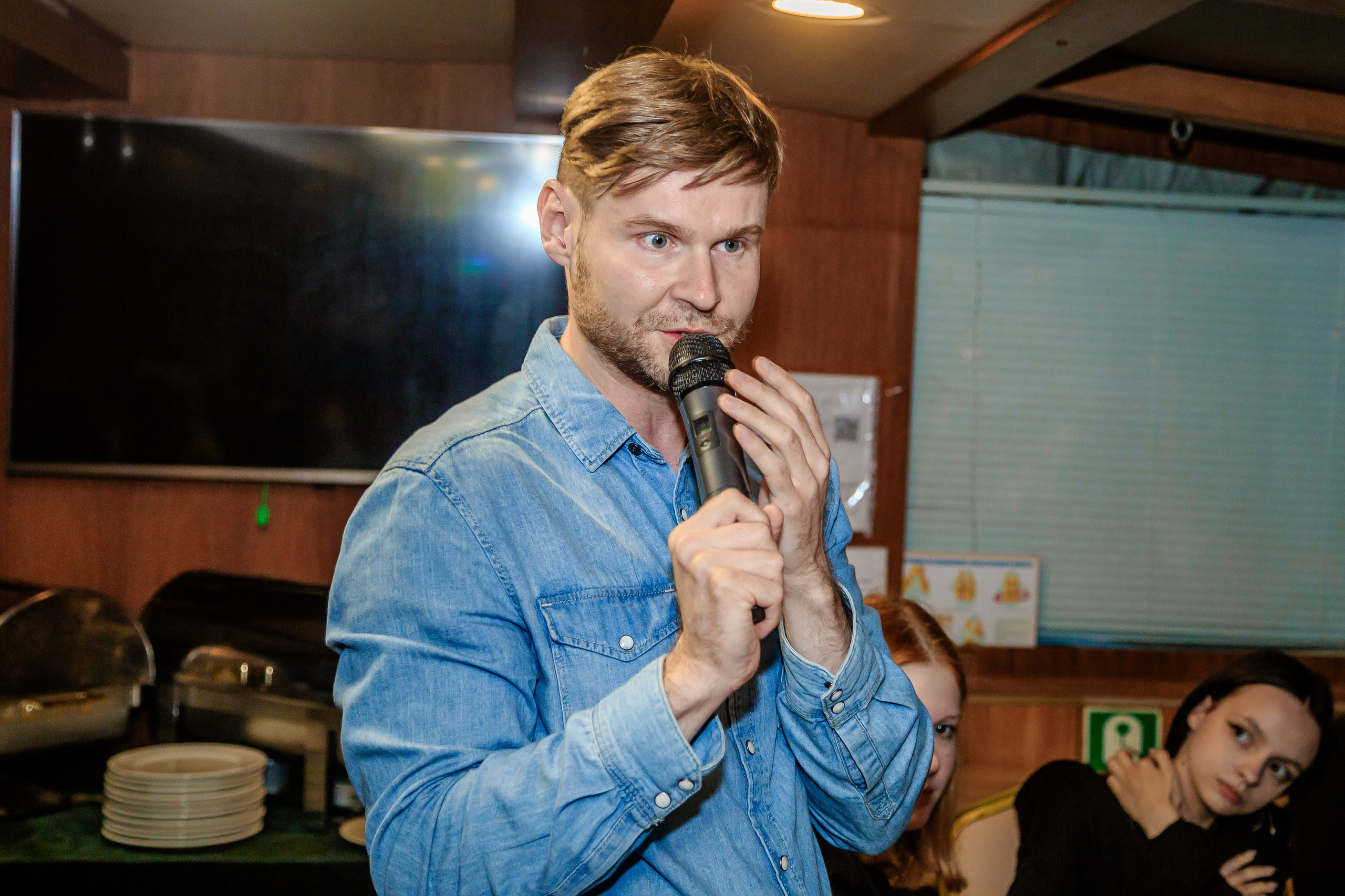 Выпускной на теплоходе. Фотограф в Санкт-Петербурге Чумаков Семен