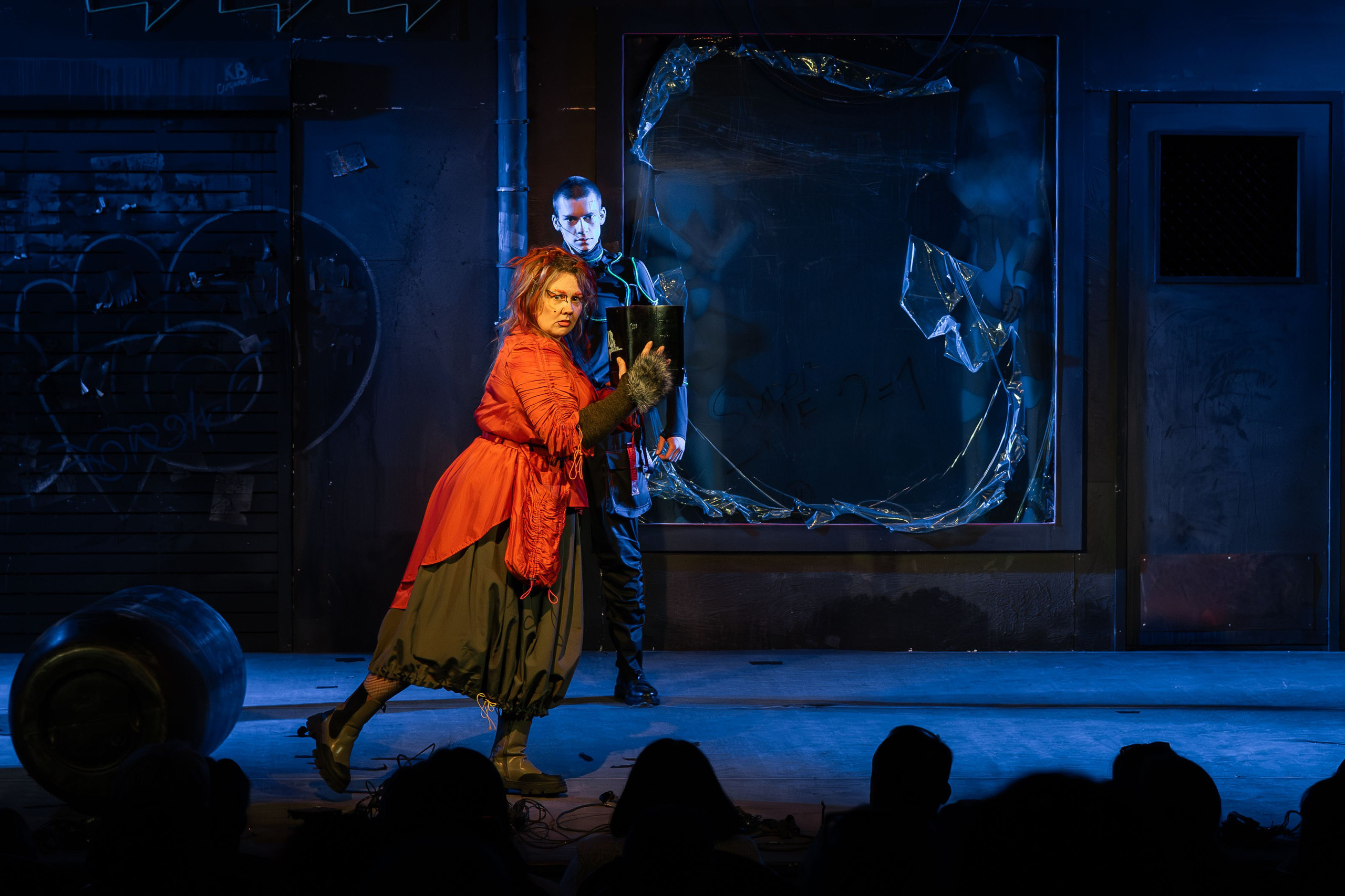 Театр Юного Зрителя «Буратино 2087». Кадр Плюс — Фотография с характером «Визуальный продюсер и фотограф Марк Файзулин»