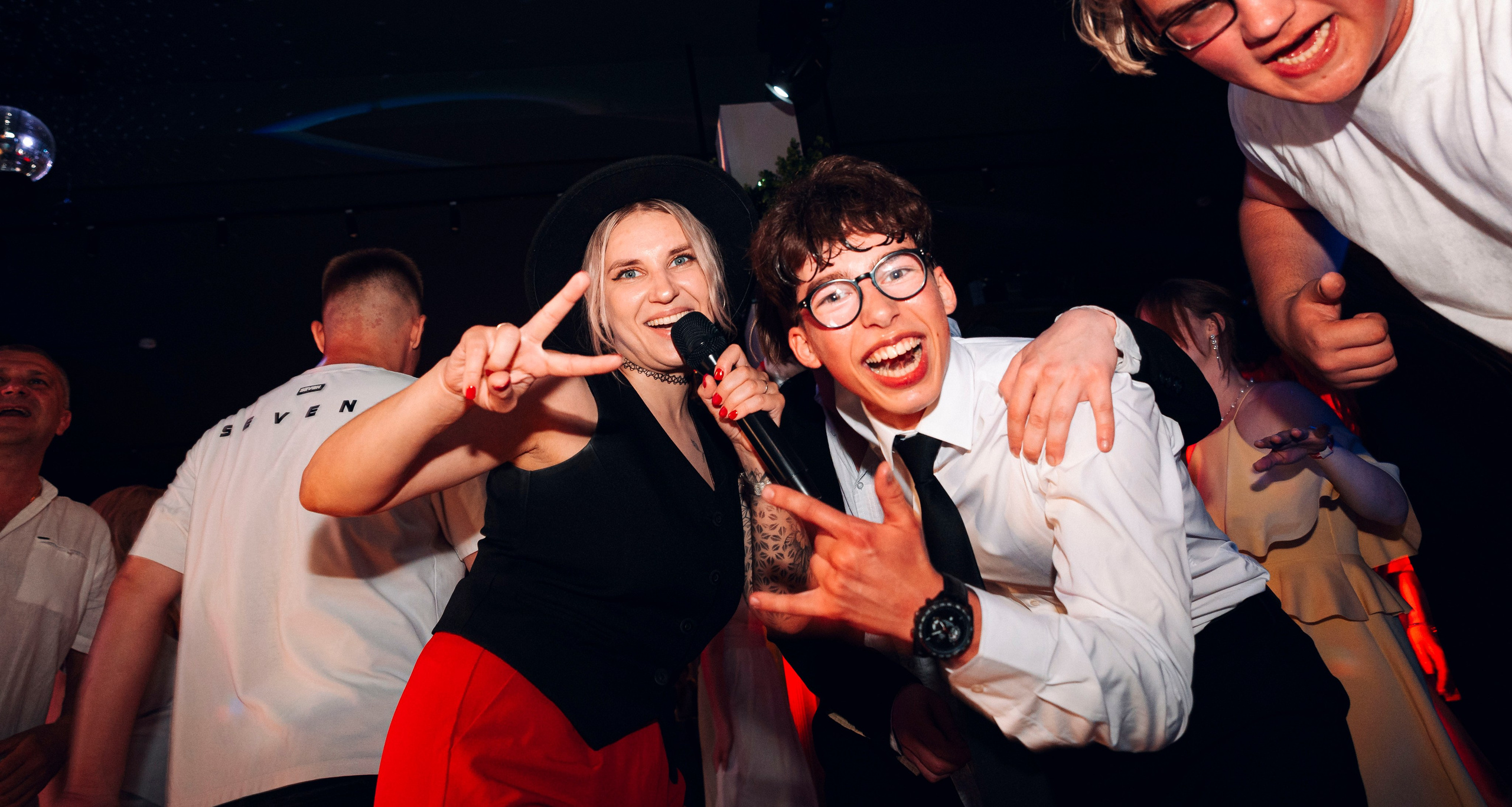 Выпускной (Калуга). Кавер-группа «Те-самые» на свадьбу, корпоратив! В Туле, Москве, Калуге