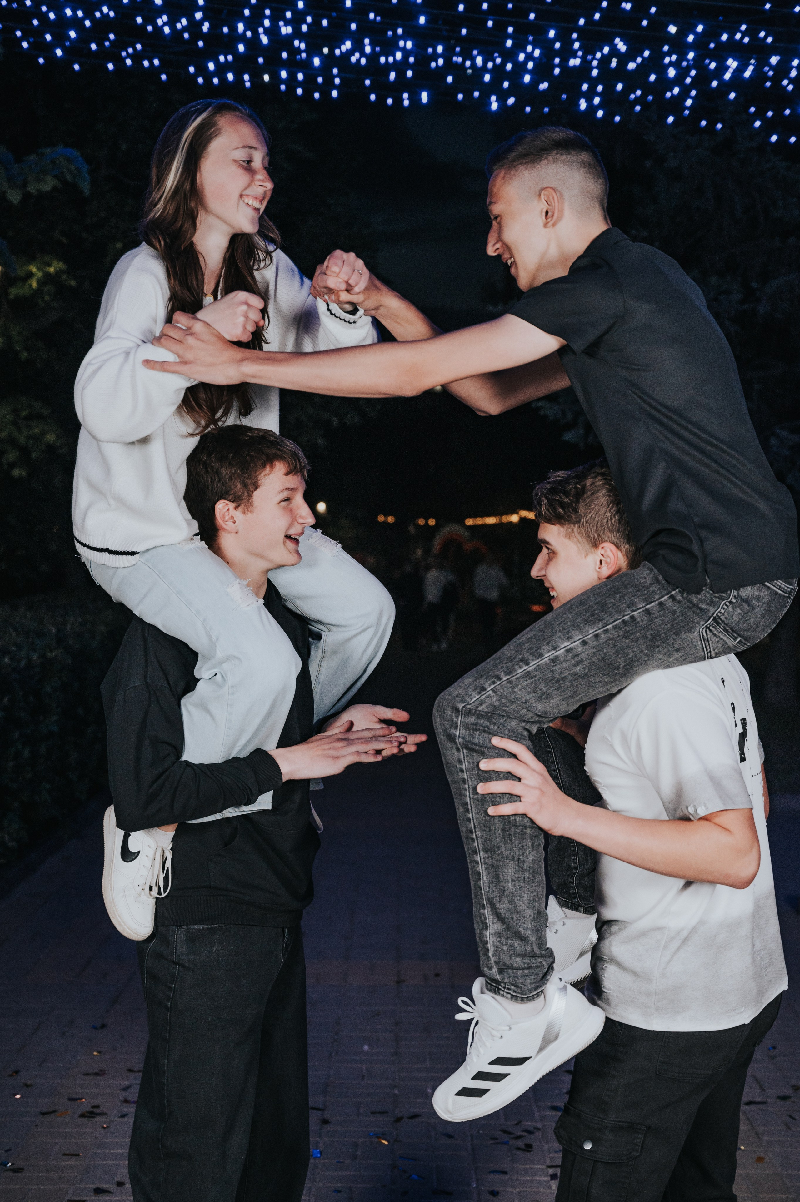 Ночная. Выпускные альбомы и Школьный фотограф в Алексеевке, Бирюче, Красном