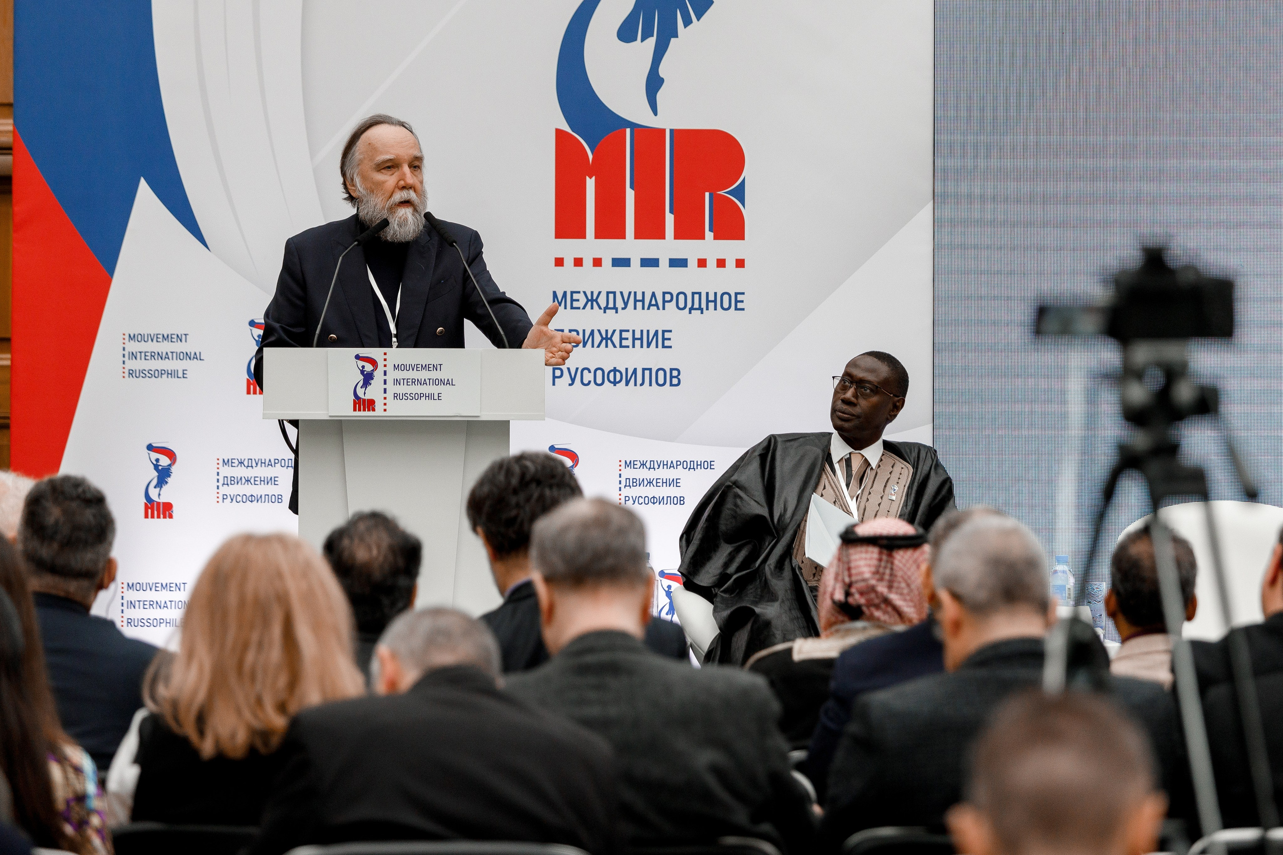 Собрание русофилов. Репортажный фотограф Борис Геер