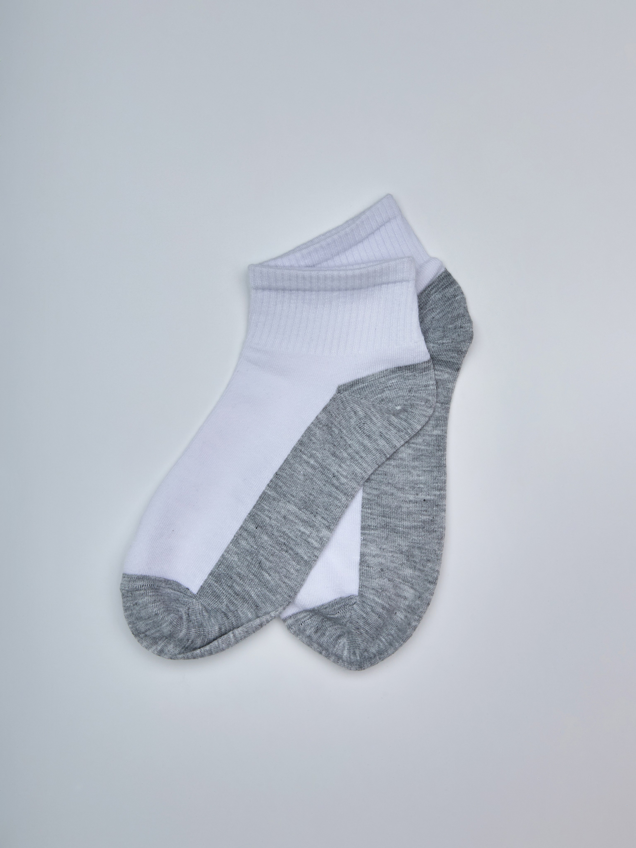 Носки. Фотограф