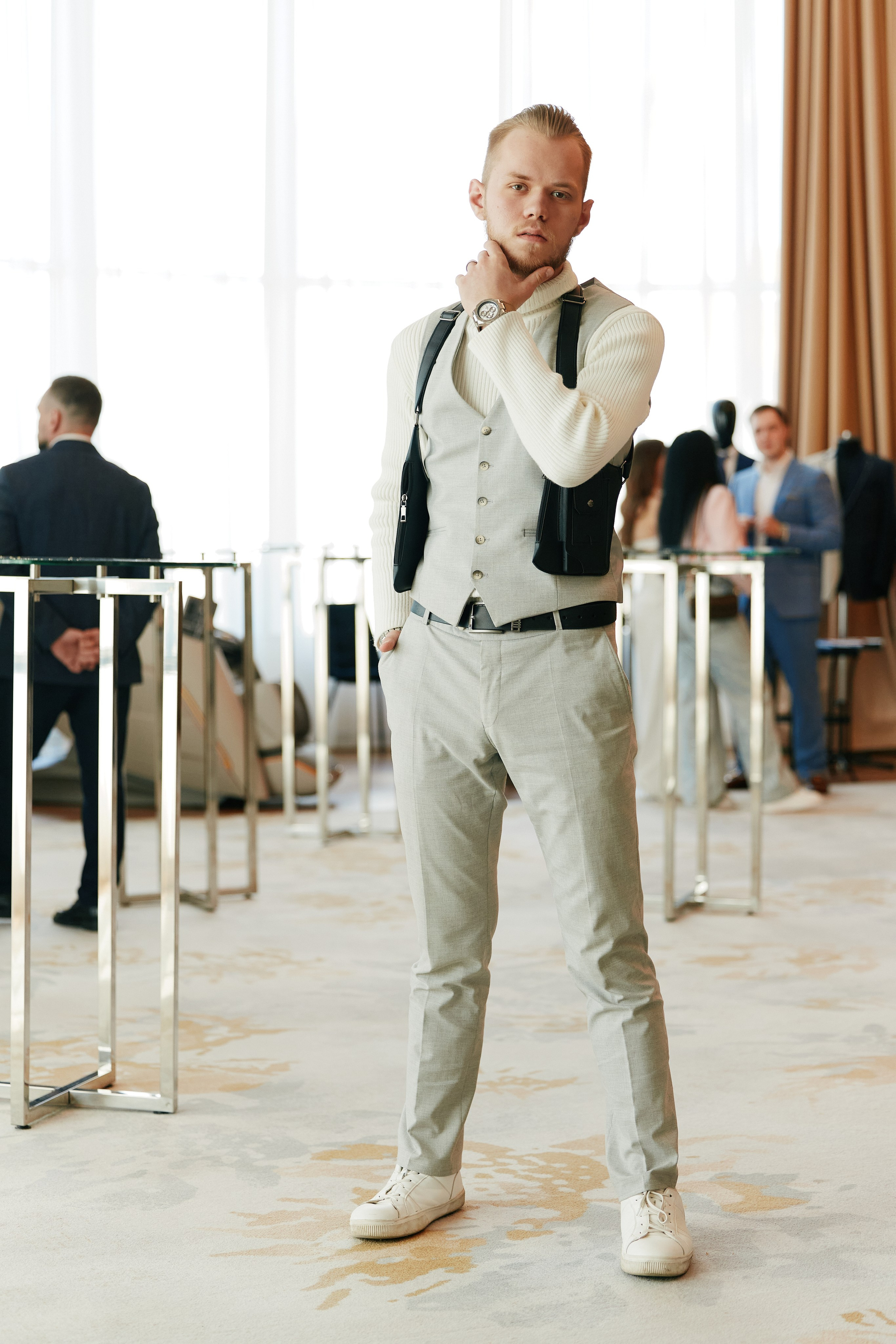 Форум Бизнес-тренды 2025 в Marriott Hotel 28.04. Свадебный репортажный фотограф краснодар максим дремов дрёмов фотосессия студия цена