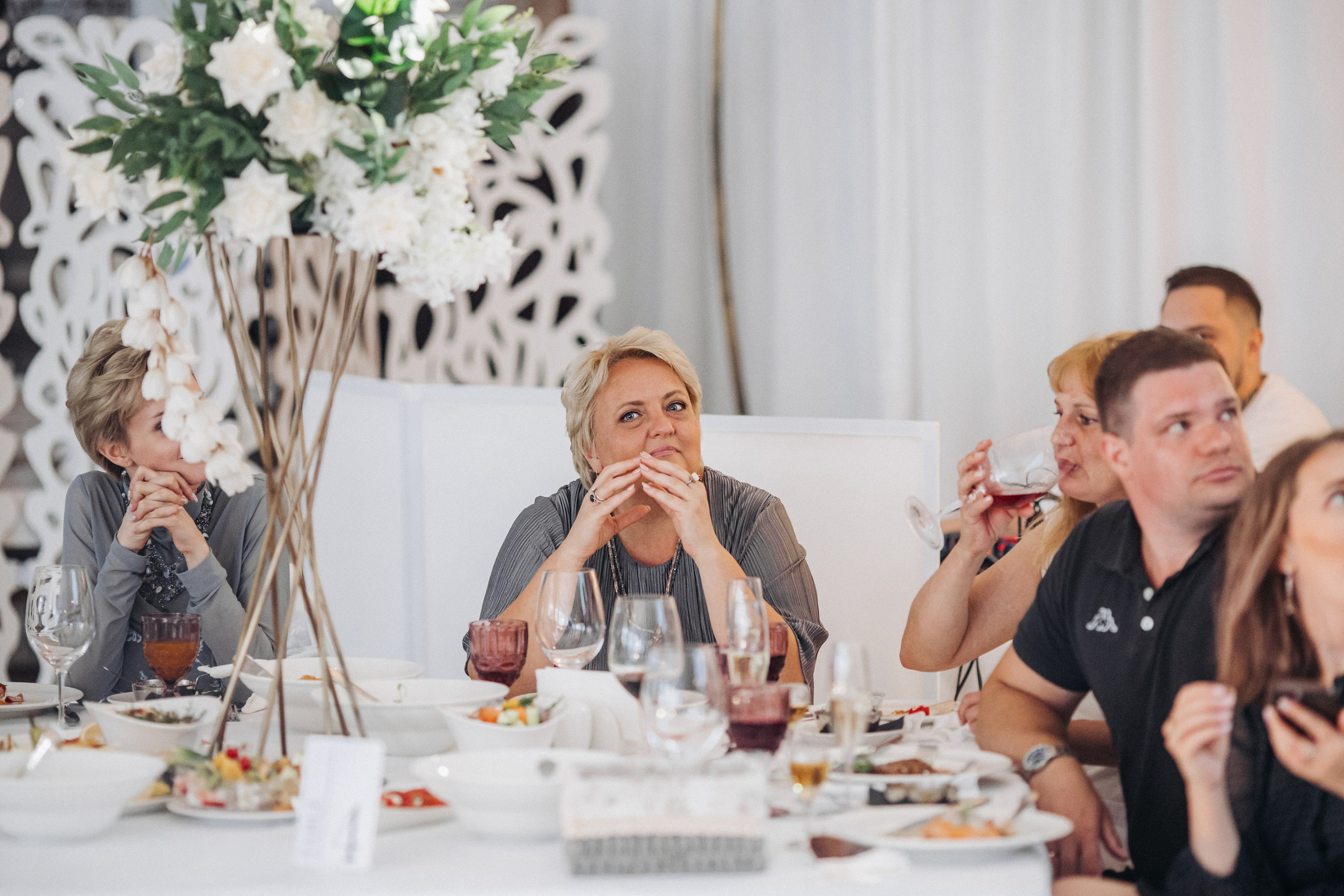 Vlad & Nadya (Saint-Petersburg, Russia). Destination wedding photographer Peter Letu