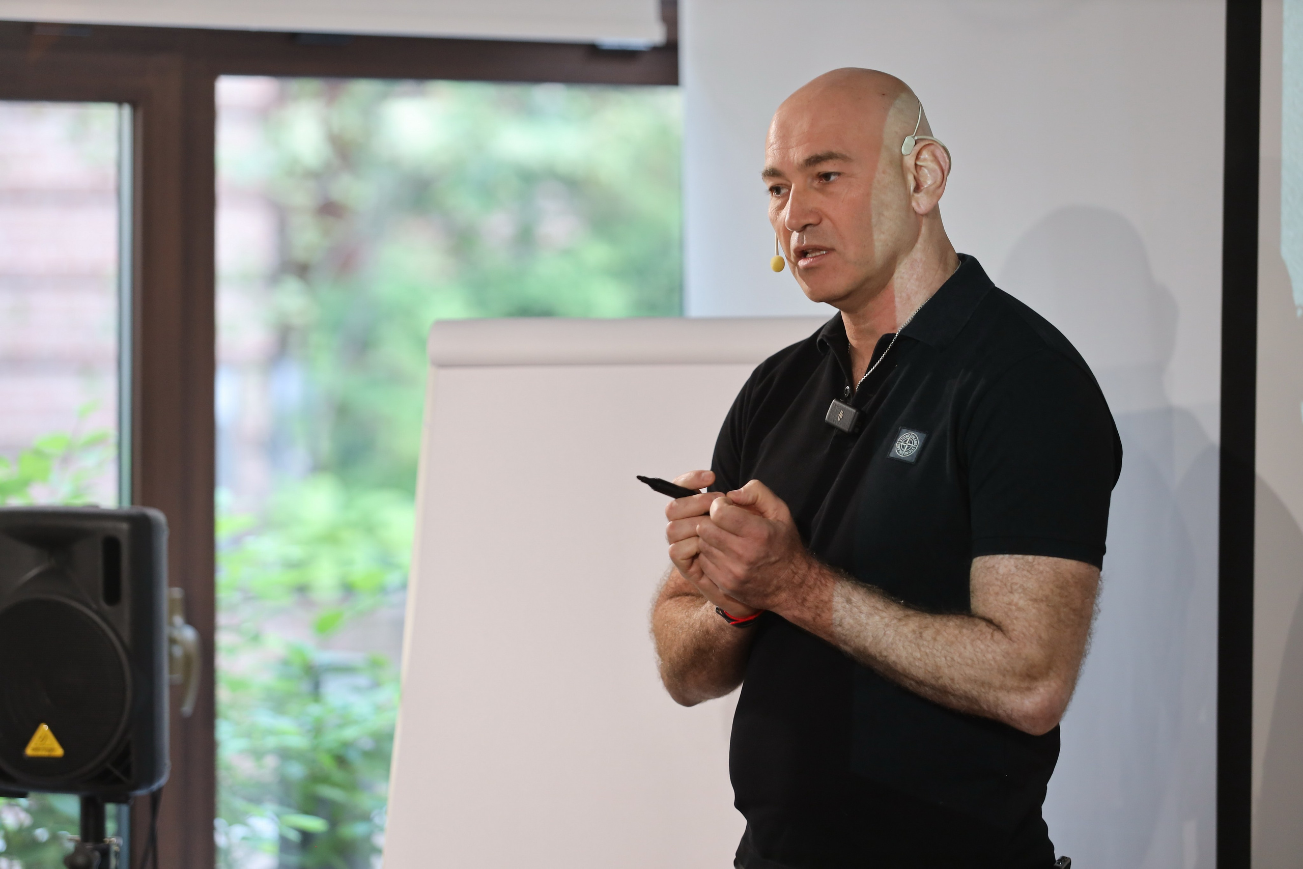 Клуб МастерМайнд 1.2. Съемка в студии под ваш запрос, студийные съемки, фотографии архитектурных объектов — Александр Евстигнеев — фотограф Москва