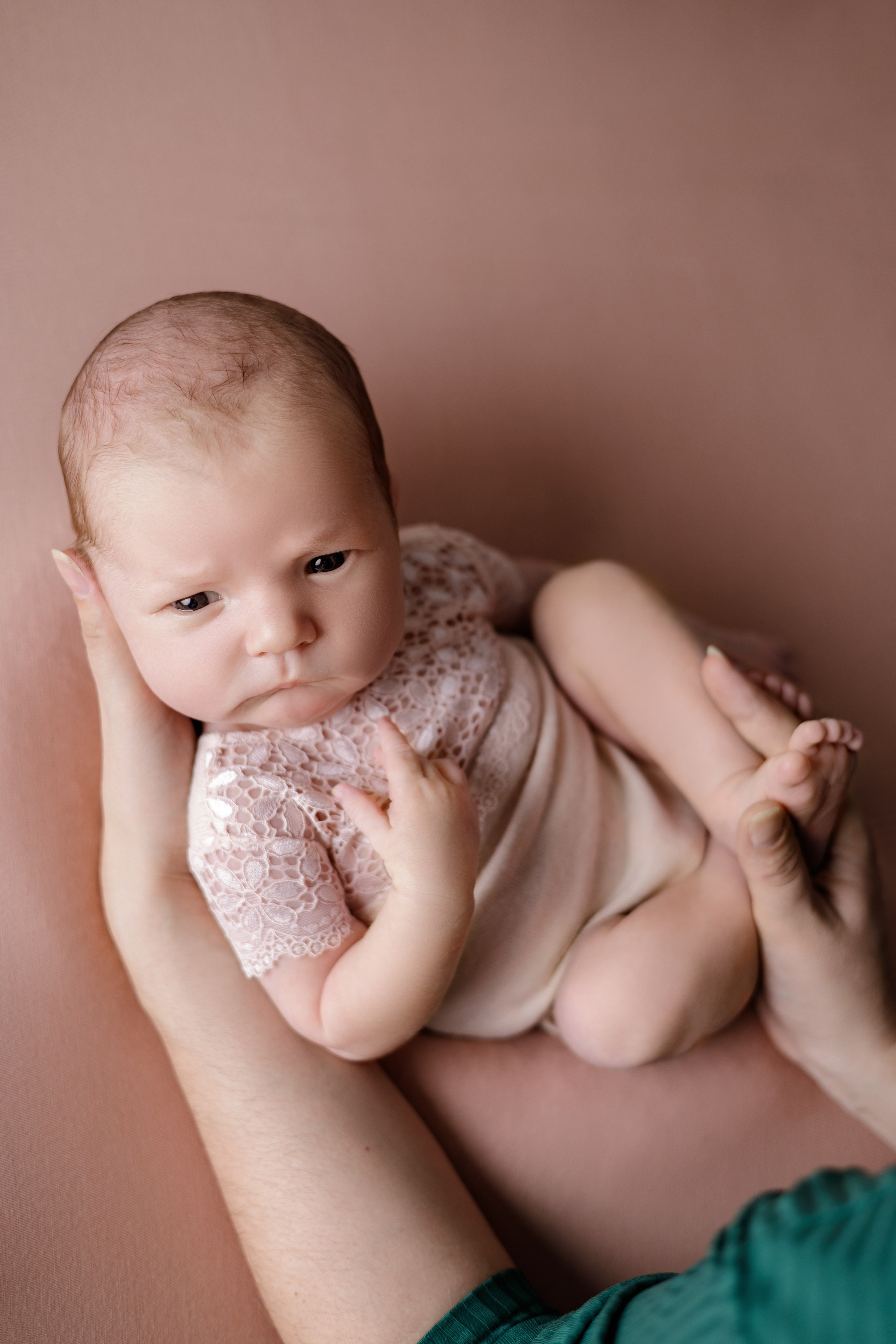 Наталья. Евгения Горбунова фотограф новорожденных в Новом Уренгое