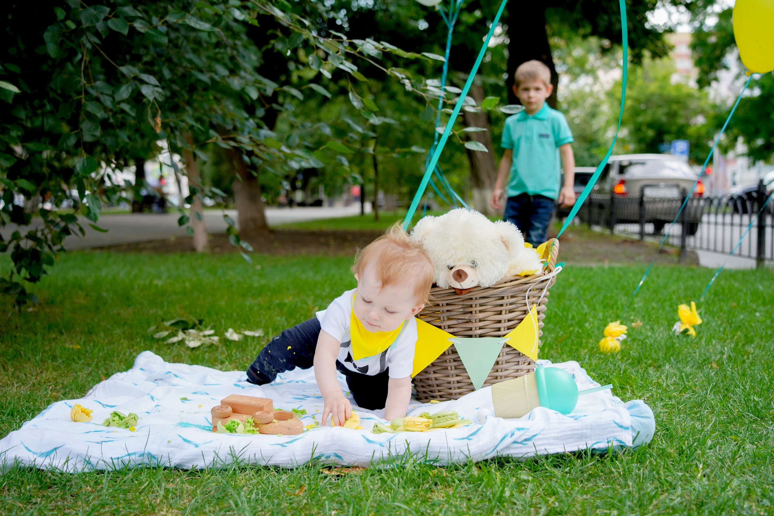 1 год)). Max Matvich and Victoria Basova are professionals in their field