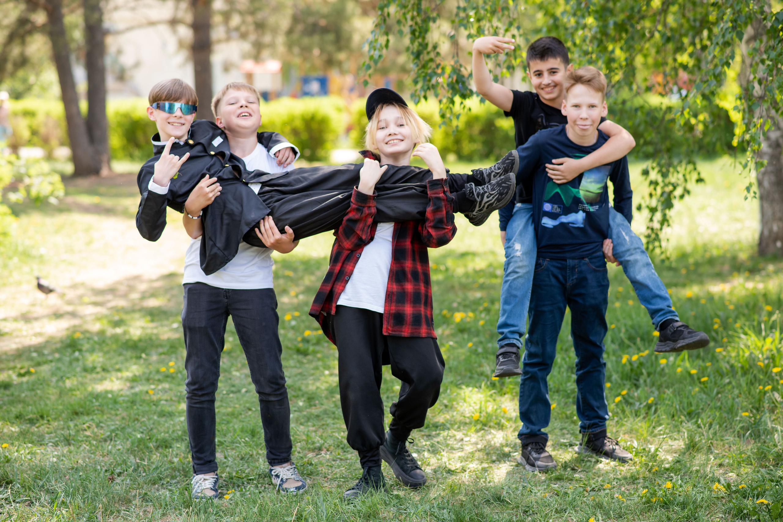 5 класс Гимназия 161. Выпускные альбомы в Севастополе, Крыму и Екатеринбурге