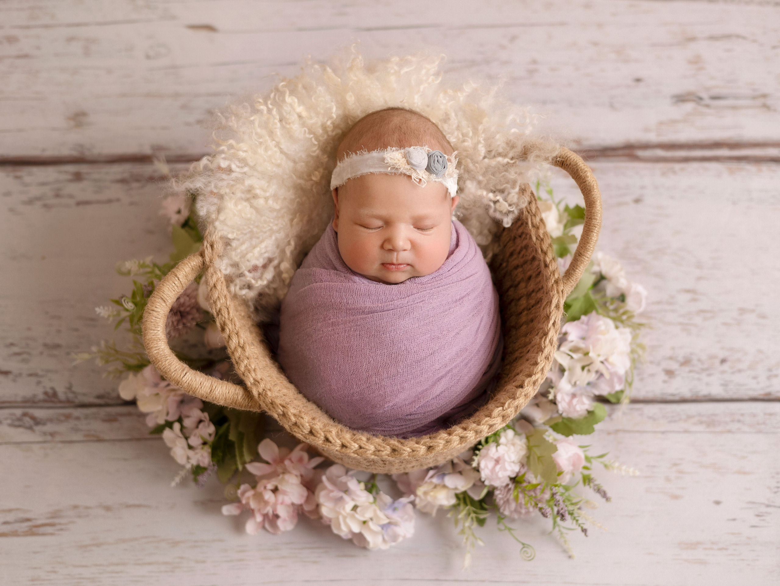Newborn. Фотограф новорождённых в Казани Нейля Гильмутдинова ньюборн