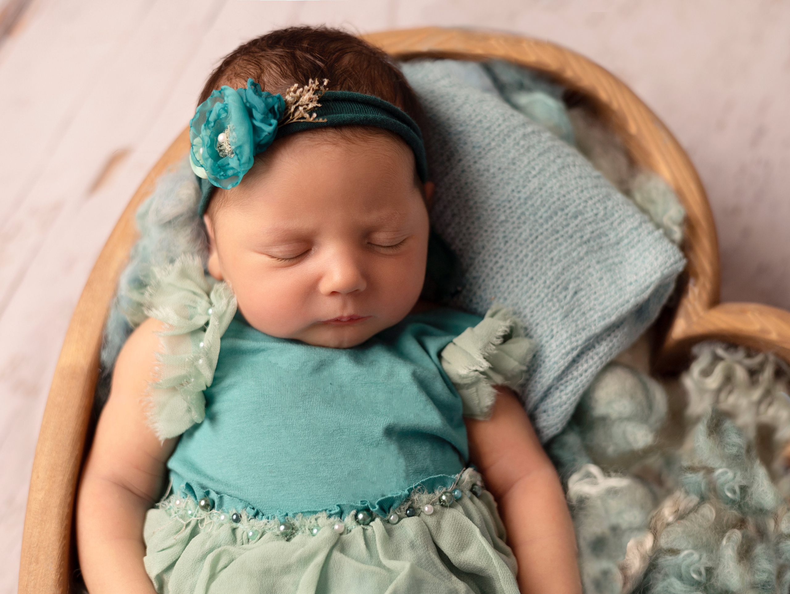 Newborn. Фотограф новорождённых в Казани Нейля Гильмутдинова ньюборн