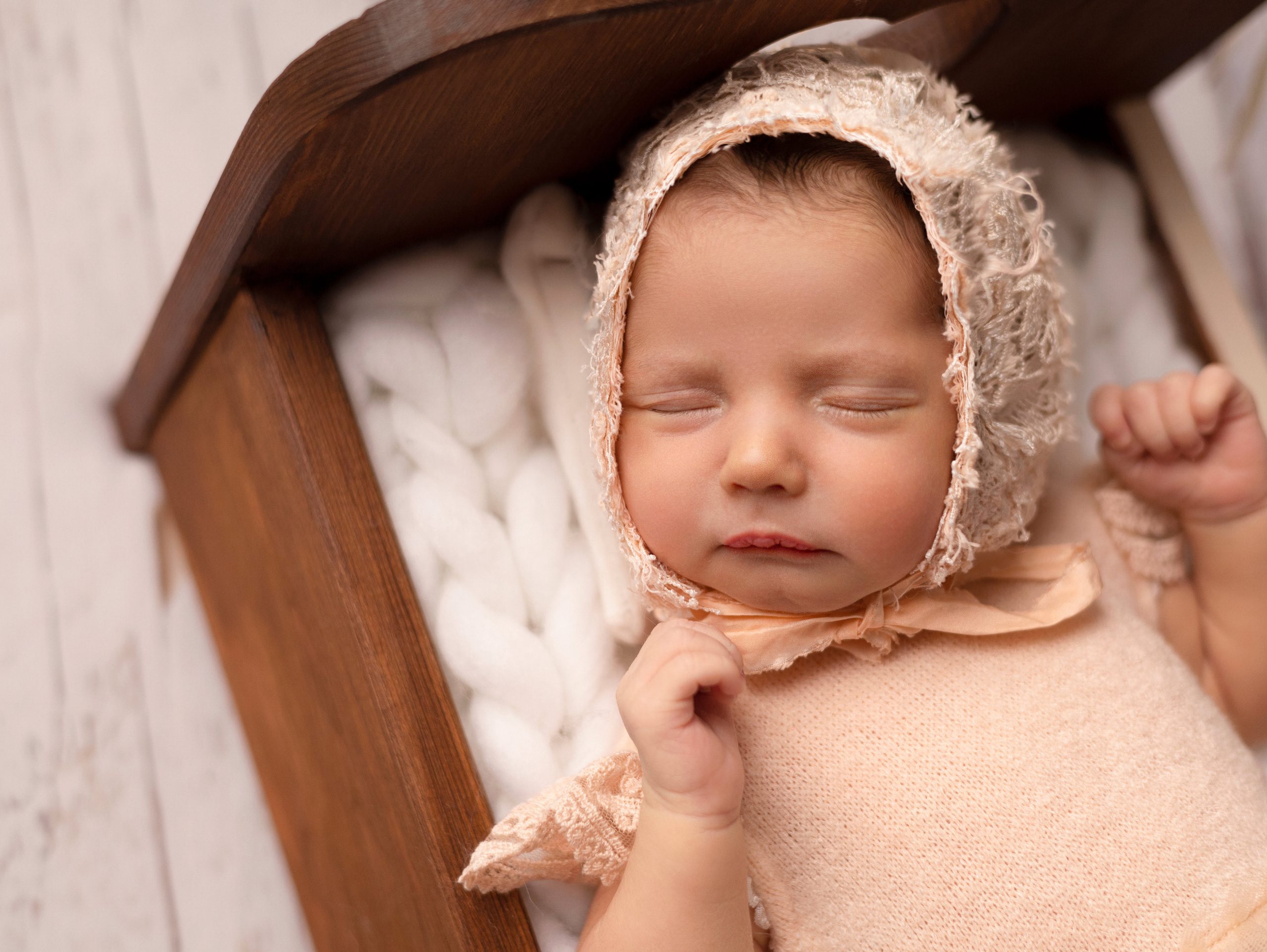 Newborn. Фотограф новорождённых в Казани Нейля Гильмутдинова ньюборн