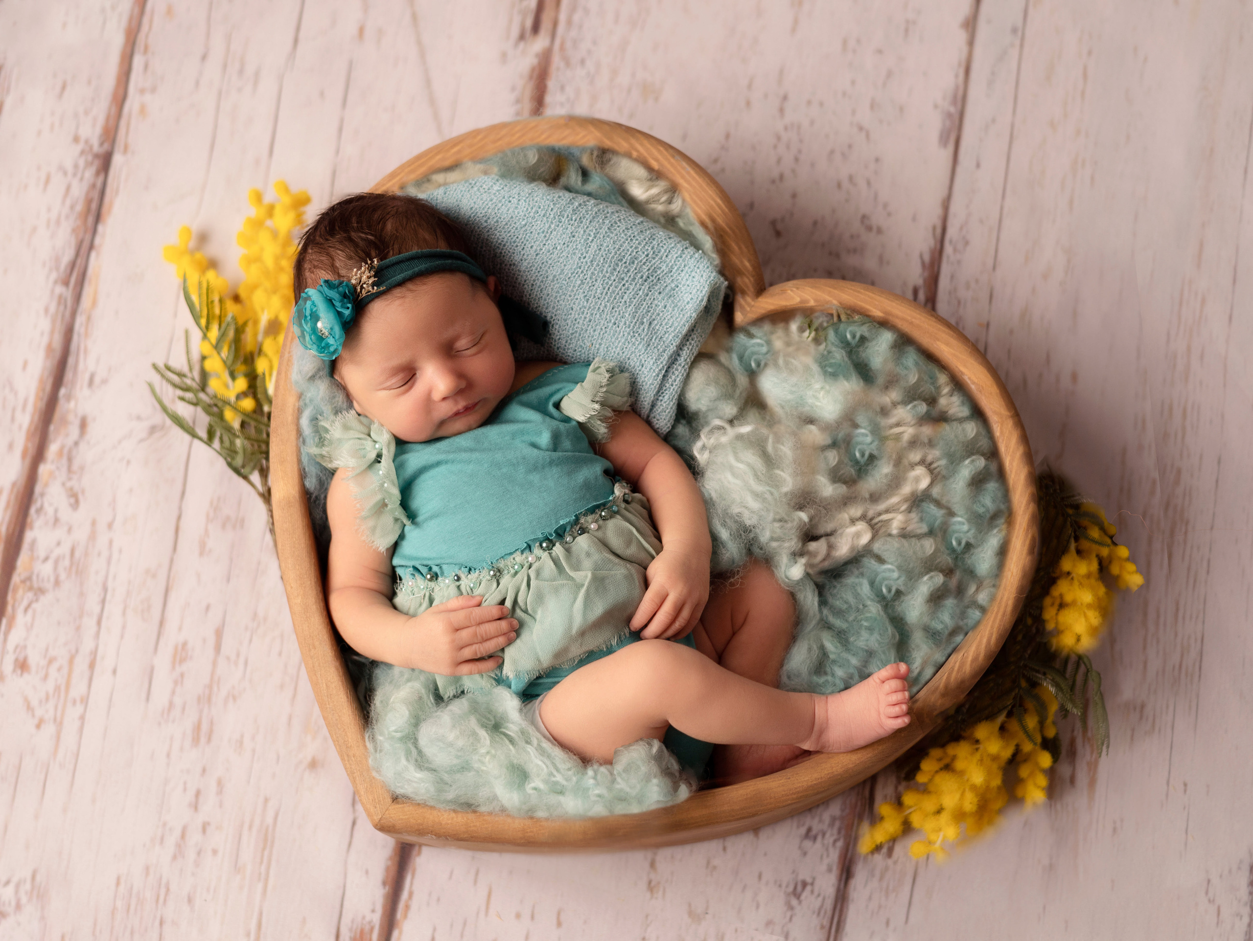 Newborn. Фотограф новорождённых в Казани Нейля Гильмутдинова ньюборн