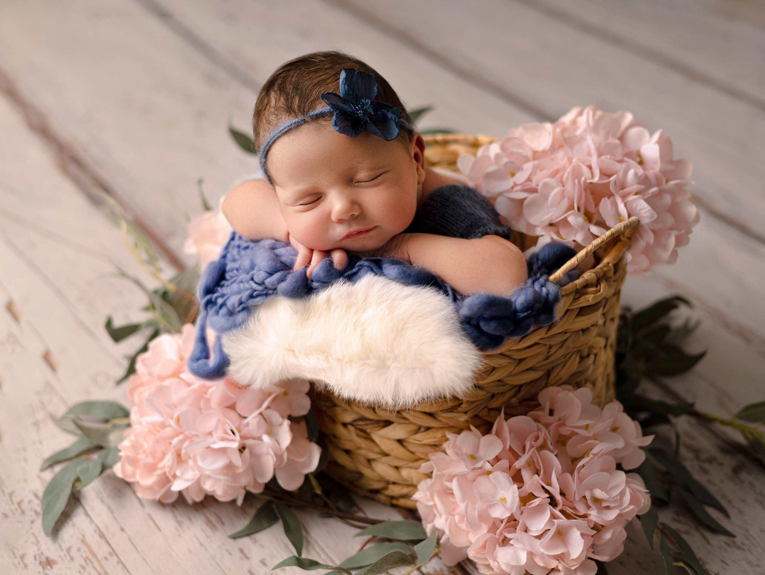 Newborn. Фотограф новорождённых в Казани Нейля Гильмутдинова ньюборн