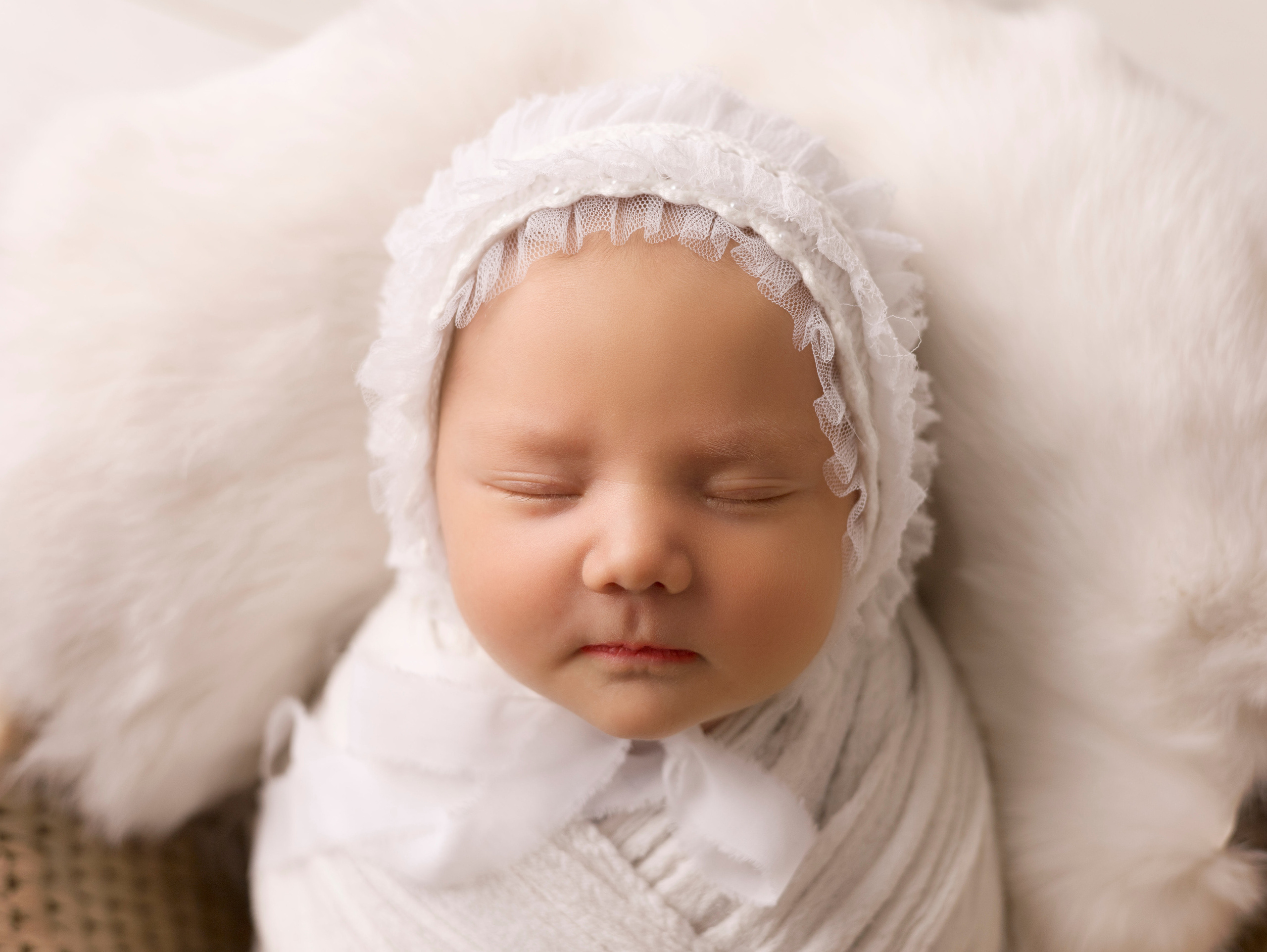 Newborn. Фотограф новорождённых в Казани Нейля Гильмутдинова ньюборн