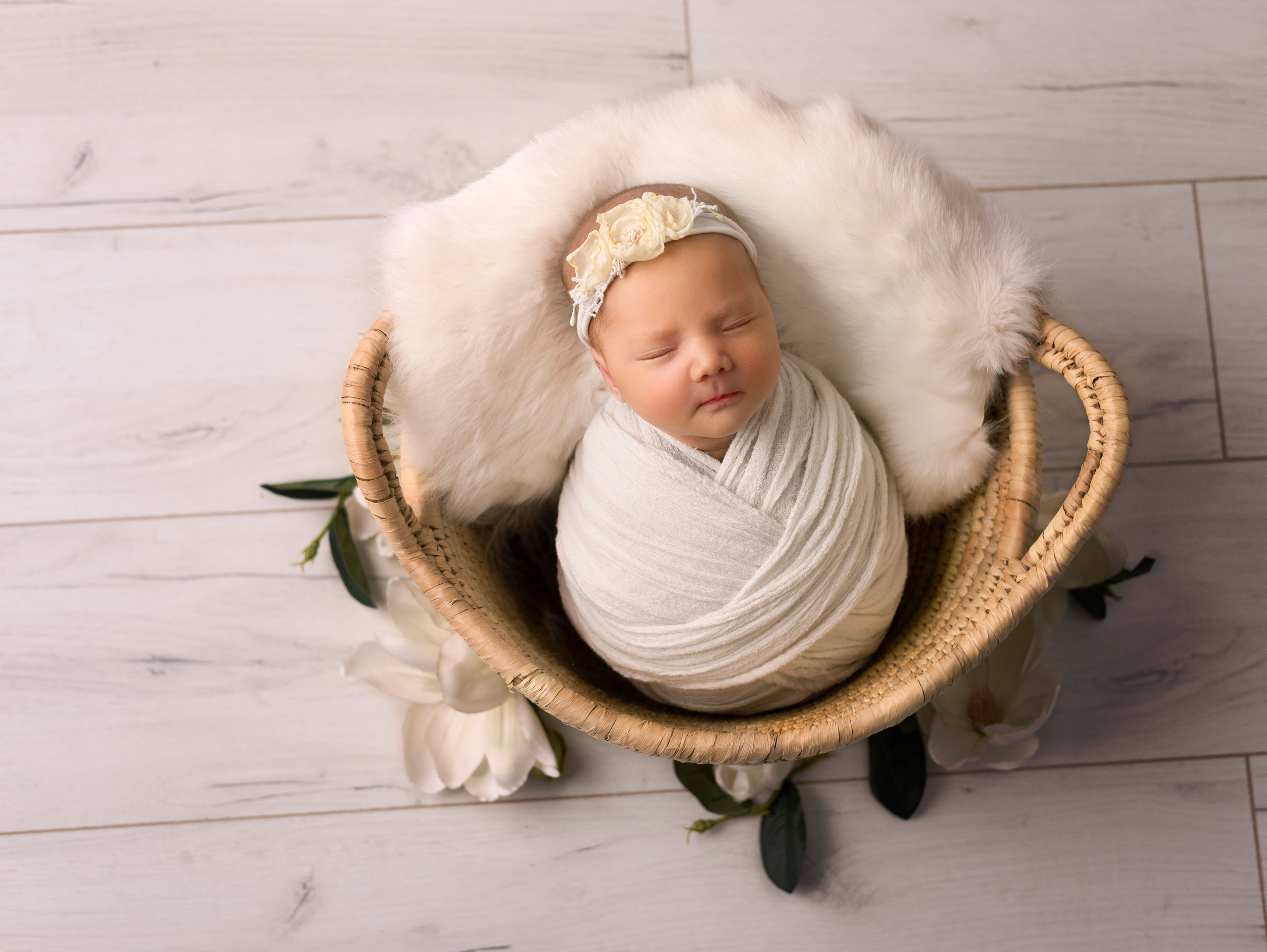 Newborn. Фотограф новорождённых в Казани Нейля Гильмутдинова ньюборн