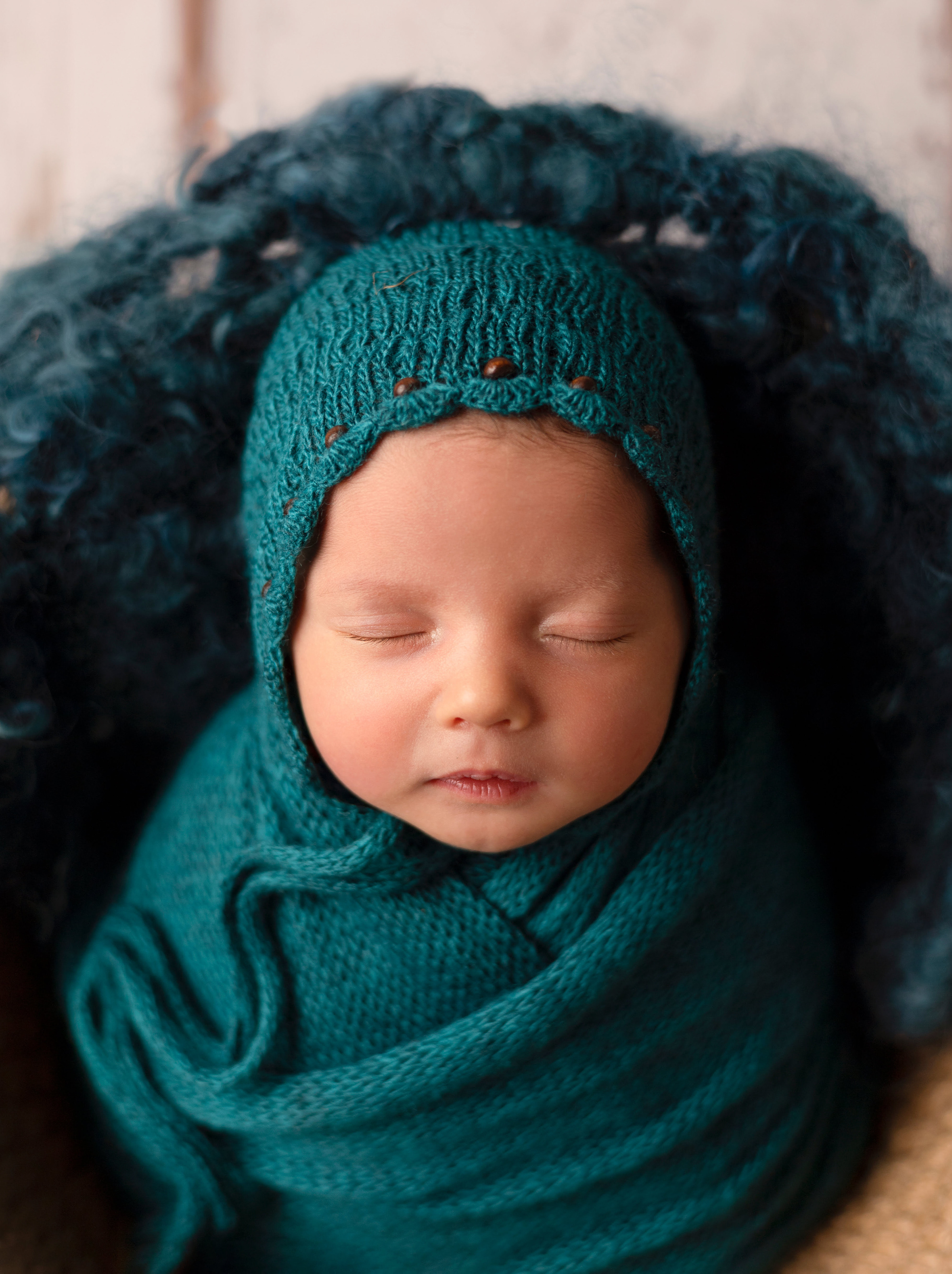 Newborn. Фотограф новорождённых в Казани Нейля Гильмутдинова ньюборн