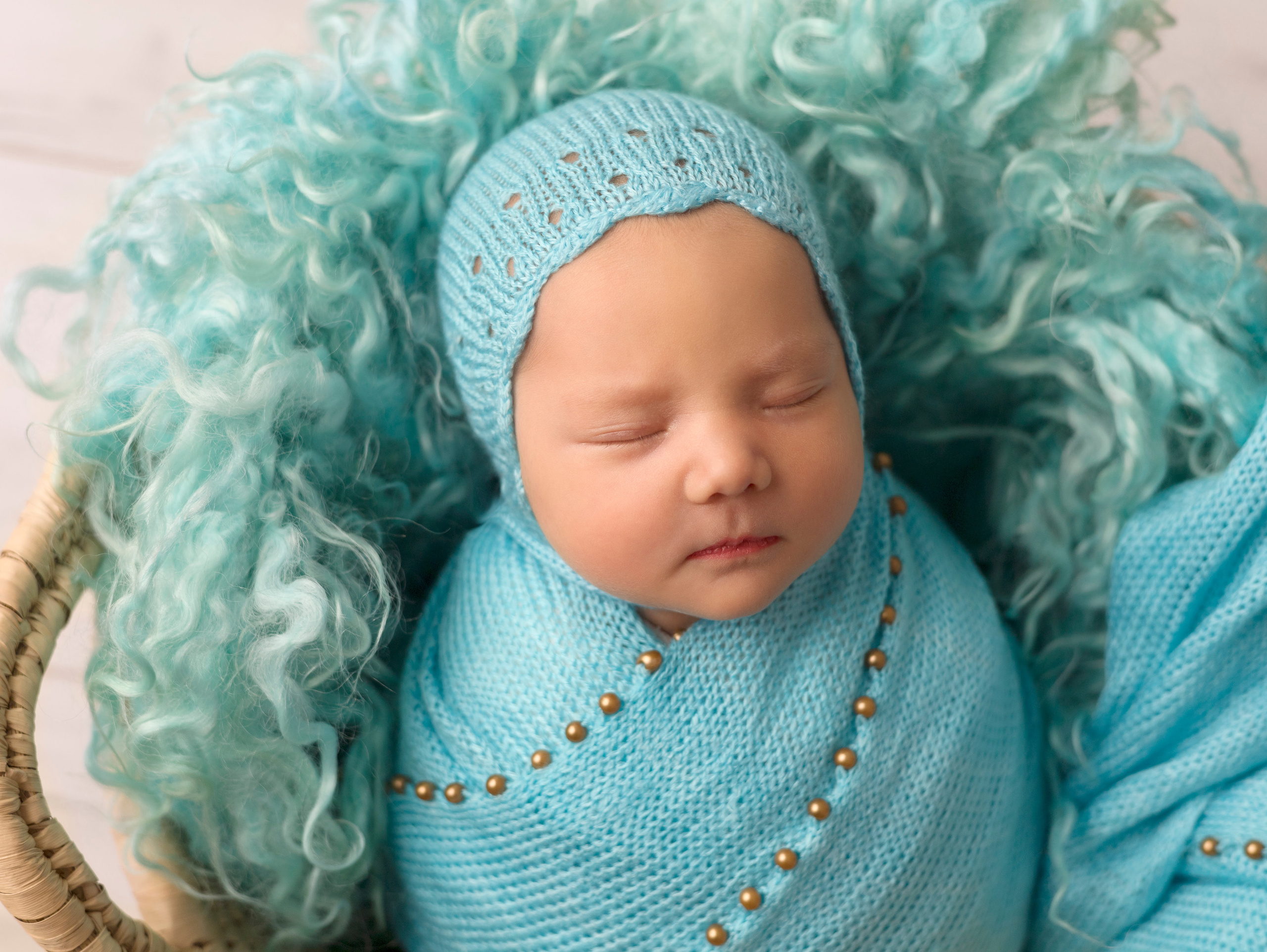 Newborn. Фотограф новорождённых в Казани Нейля Гильмутдинова ньюборн