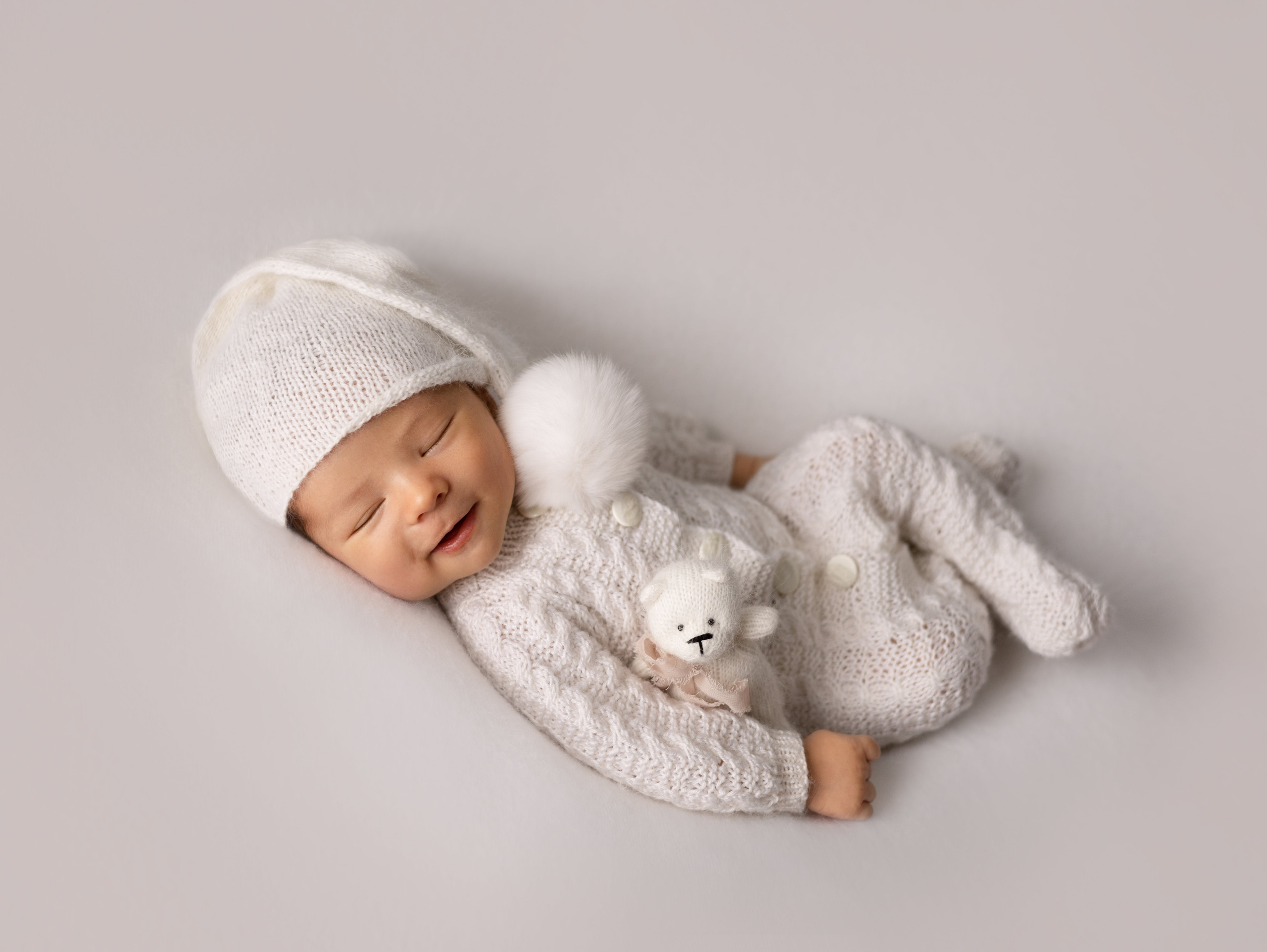 Newborn. Фотограф новорождённых в Казани Нейля Гильмутдинова ньюборн