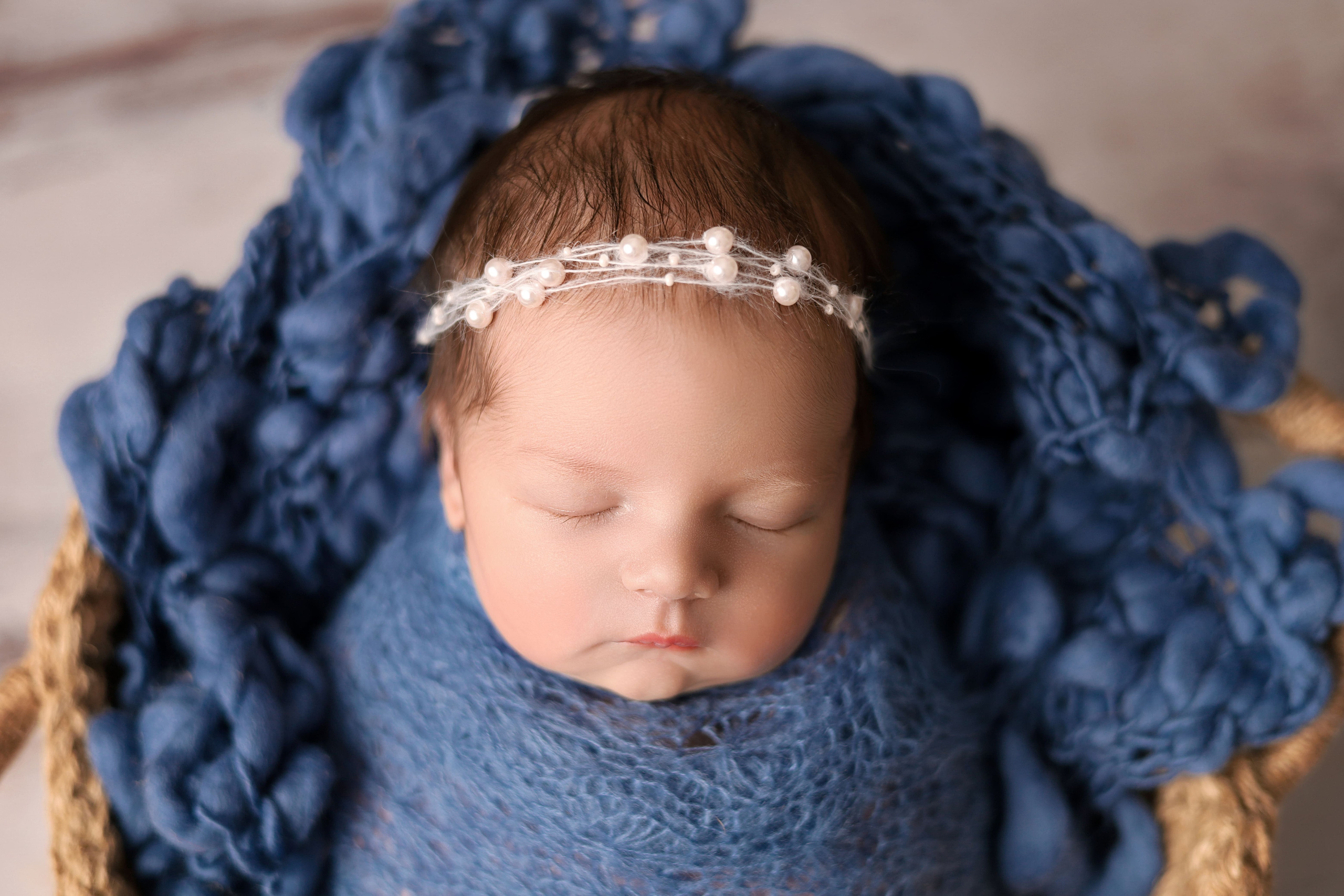 Newborn. Фотограф новорождённых в Казани Нейля Гильмутдинова ньюборн