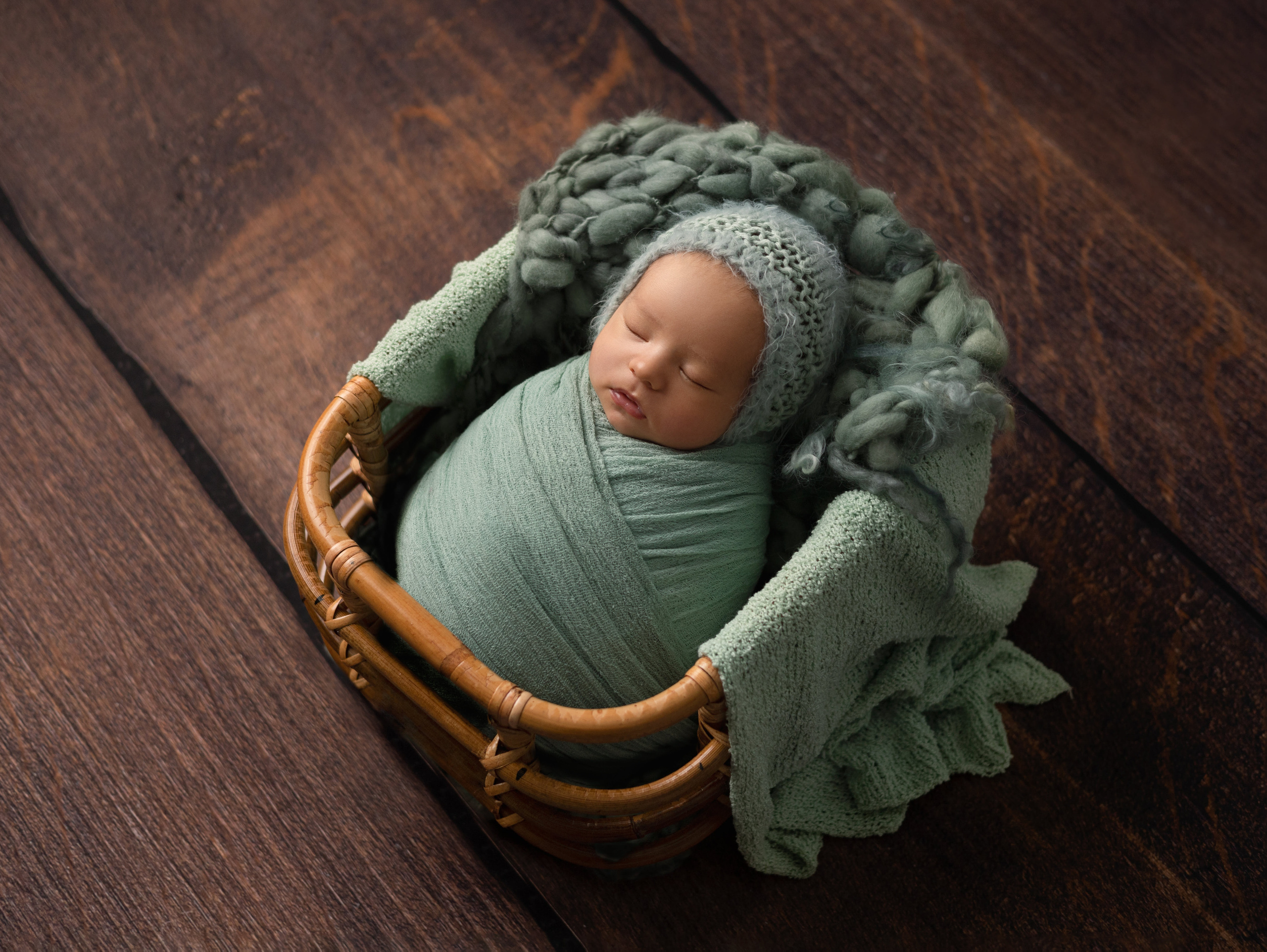 Newborn. Фотограф новорождённых в Казани Нейля Гильмутдинова ньюборн