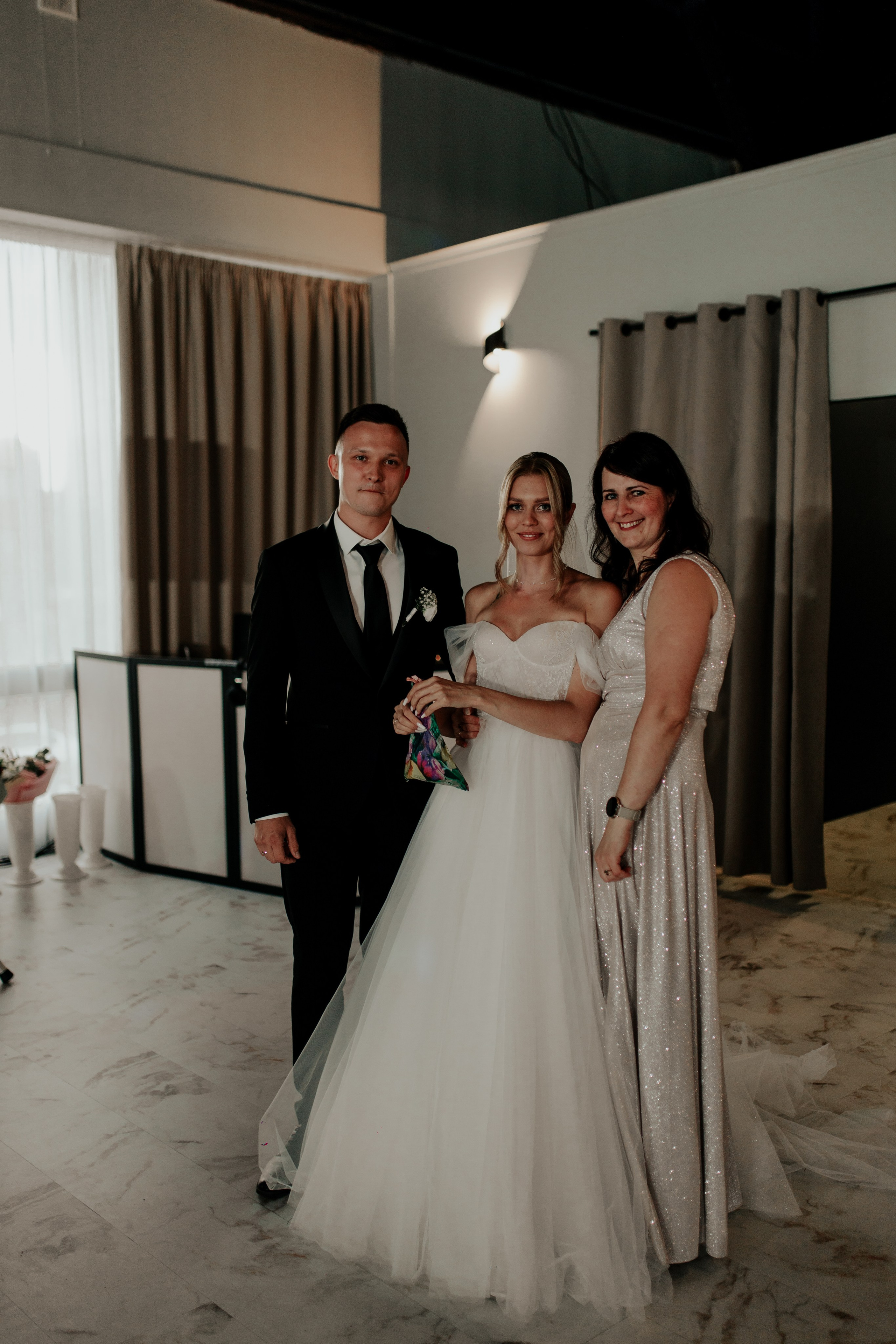 Свадебный банкет в Санкт-Петербурге — Трогательная фотосессия с родными и лавстори. Фотограф в Санкт-Петербурге Лиза Семченкова