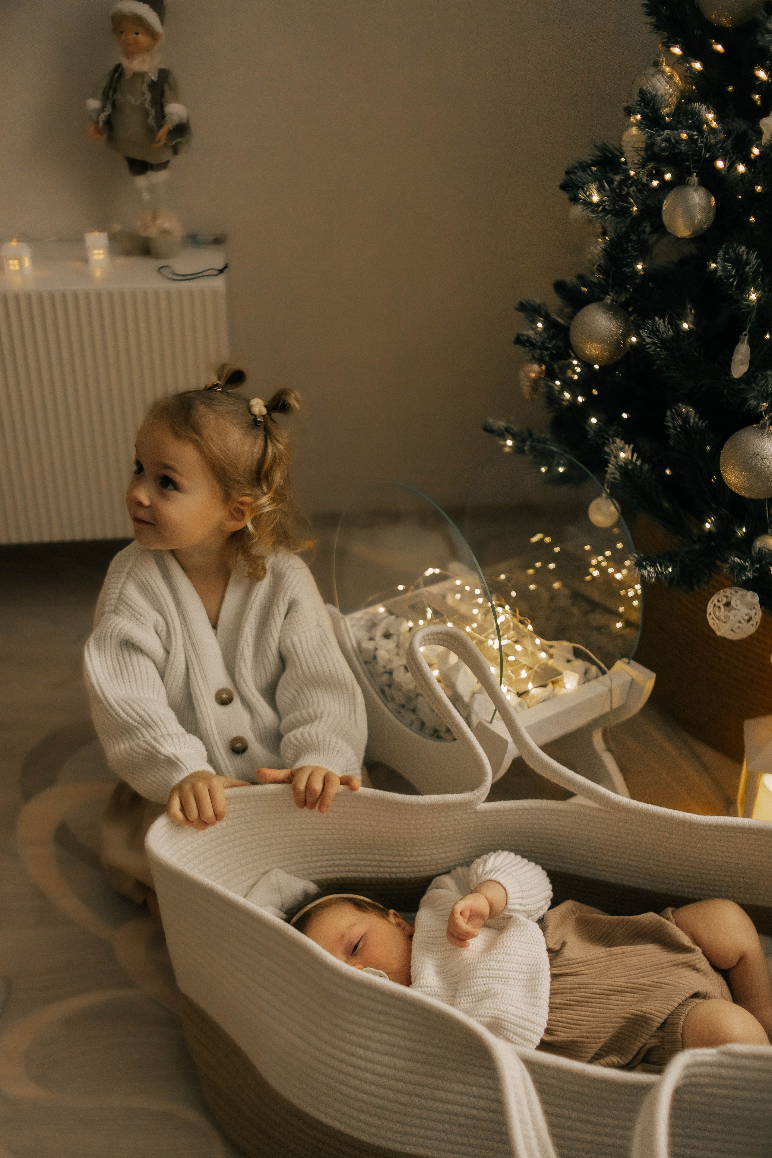 Анастасия, Андрей, Ариша и Анюта. Главная