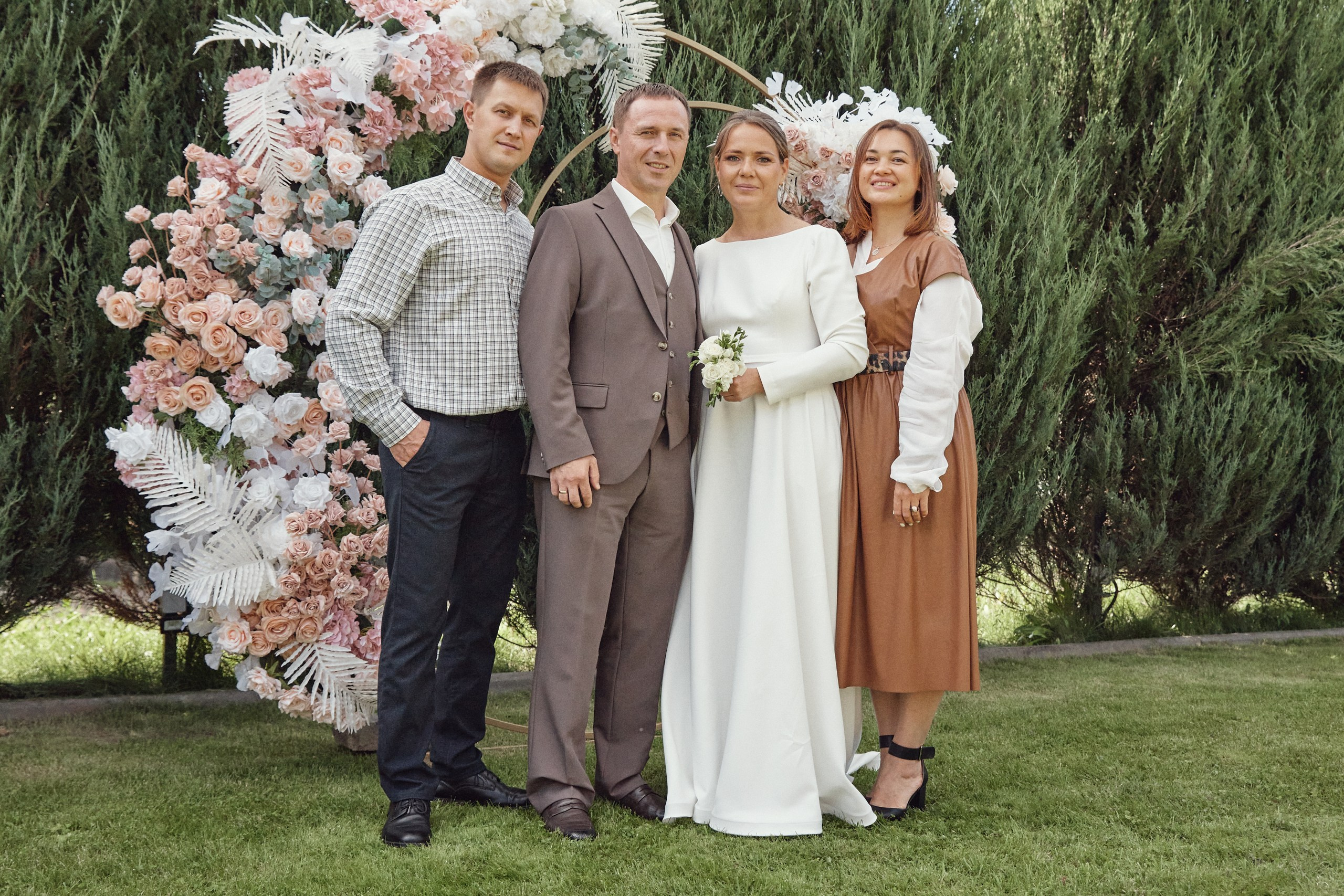 Счастье здесь. Свадебный фотограф Антон Артюшин. Работаю в Нижнем Новгороде и Москве