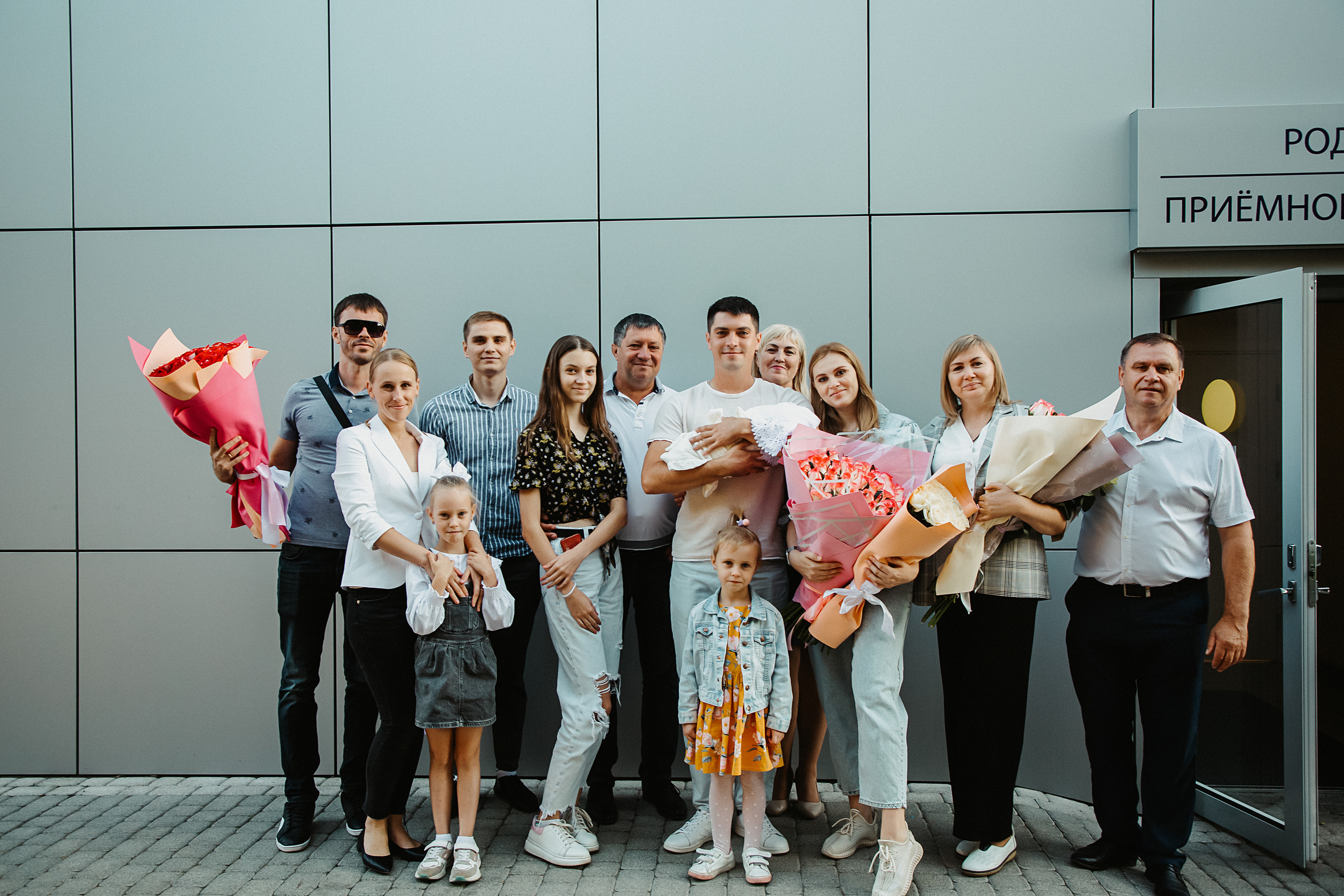 Выписка с роддома. Свадебный и семейный фотограф/видеограф в Краснодаре Наталья Осинская