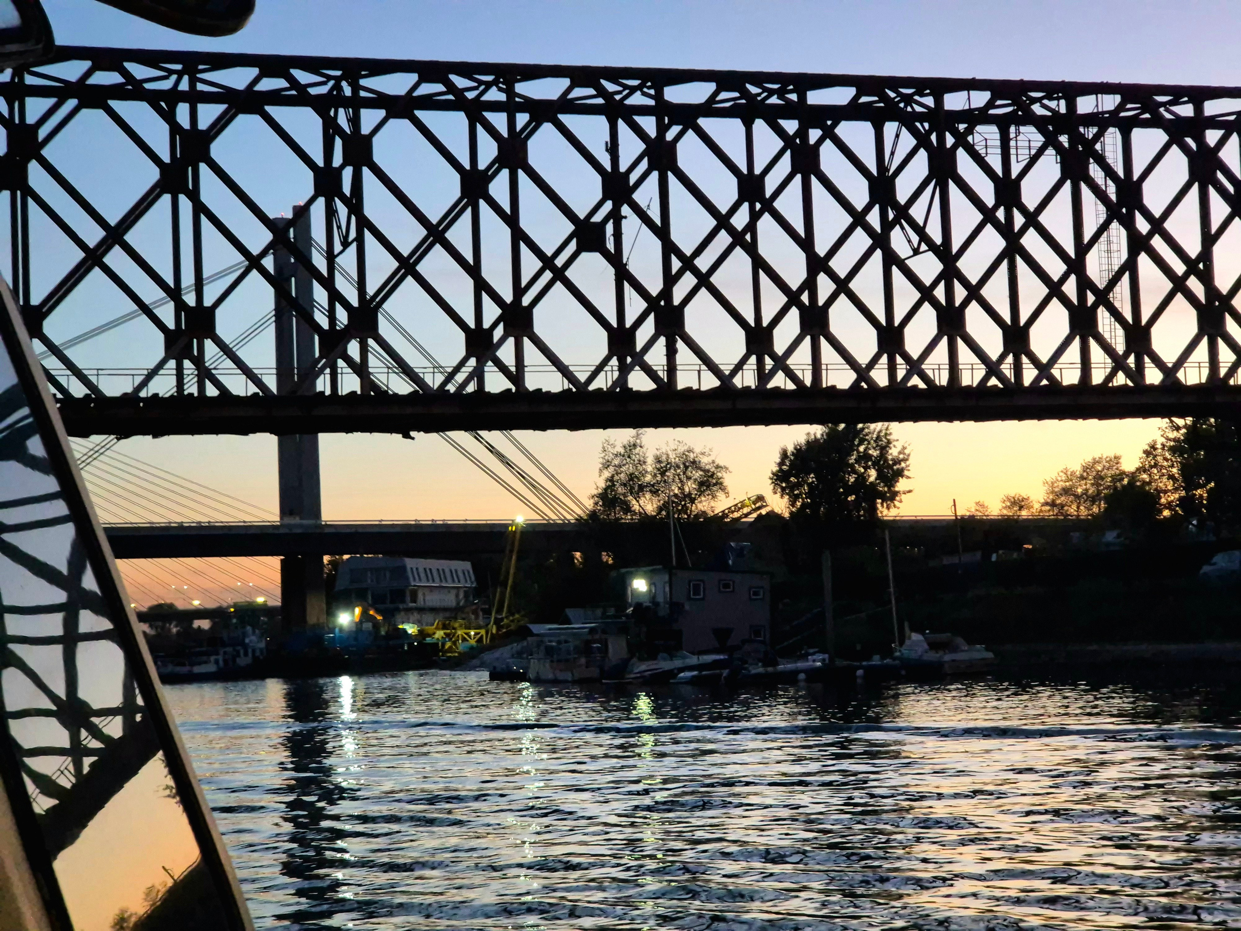 Ажурный пролет старого моста