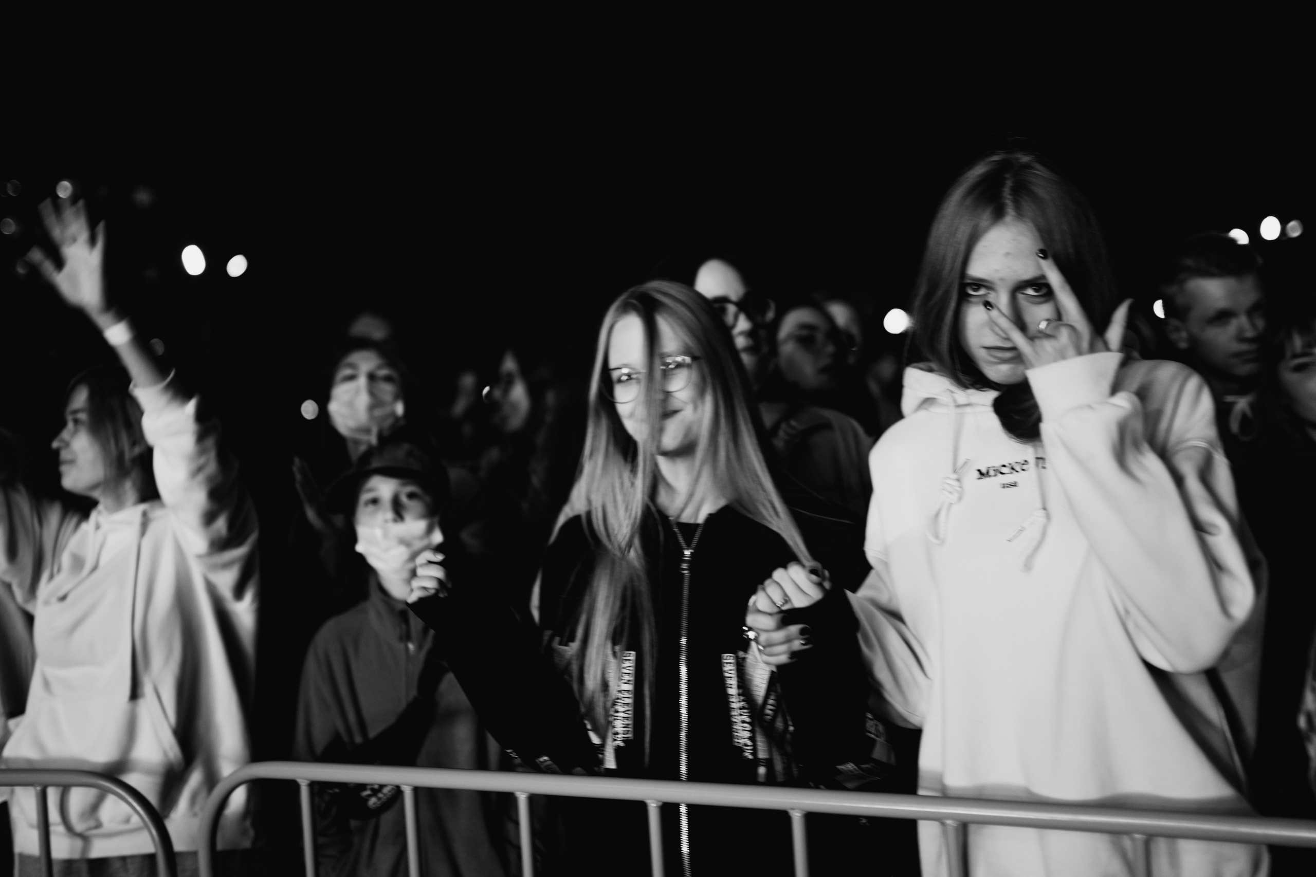 Концерт АИГЕЛ и Zventa Sventana. Евгений Бреча. Коммерческий и бэкстейдж фотограф в Москве