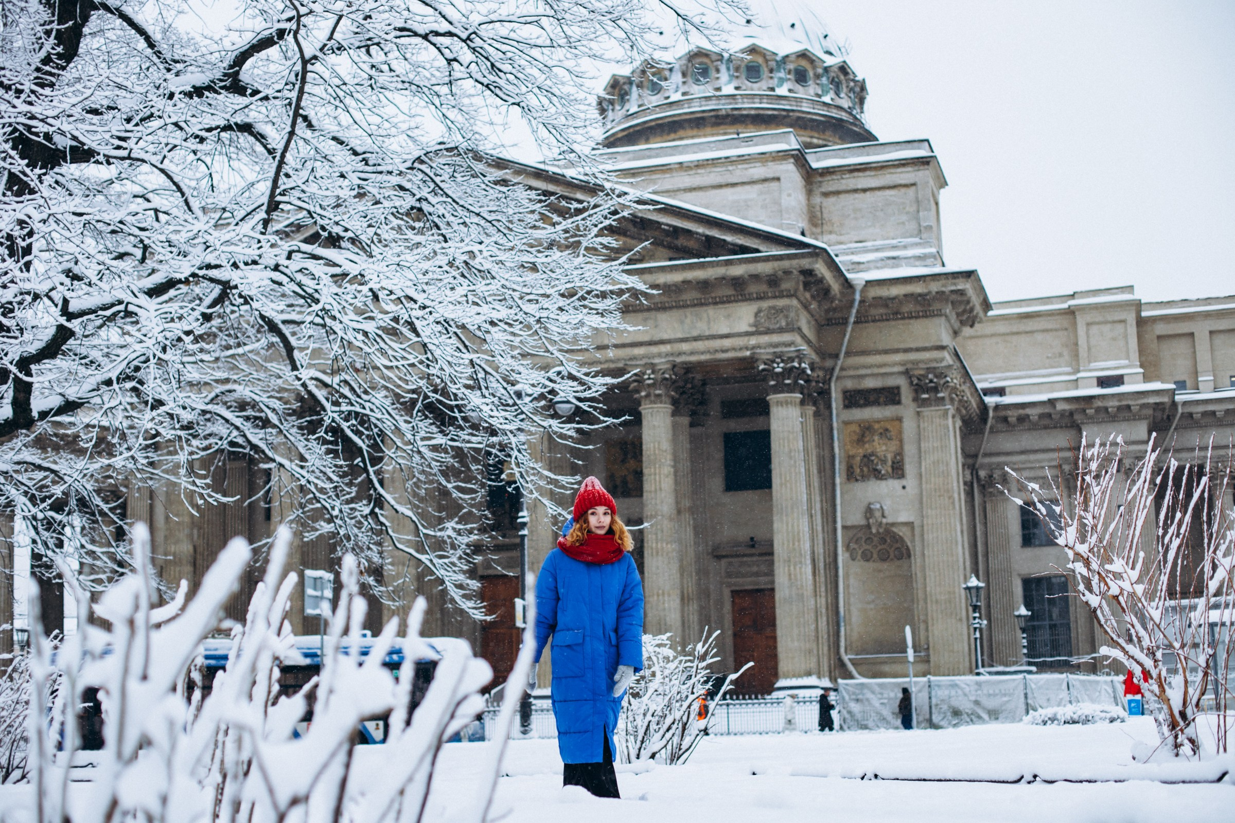 Полина в декабре. Фотопрогулка в Петербурге. Индивидуальный и семейный фотограф в Санкт-Петербурге