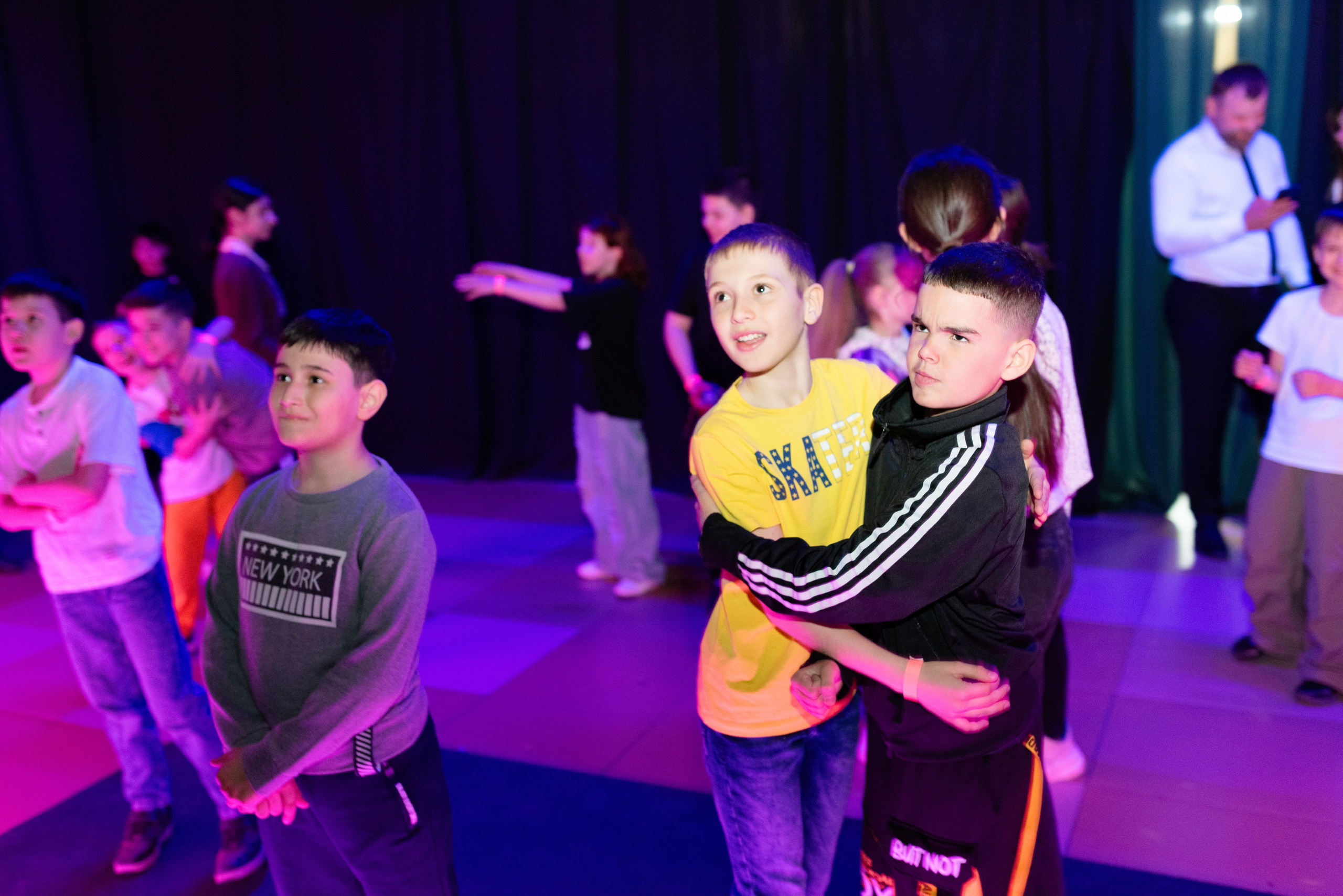 Съёмка выпускного для 4 класса. Детский и семейный фотограф в Сургуте и Нефтеюганске Анна Старцева