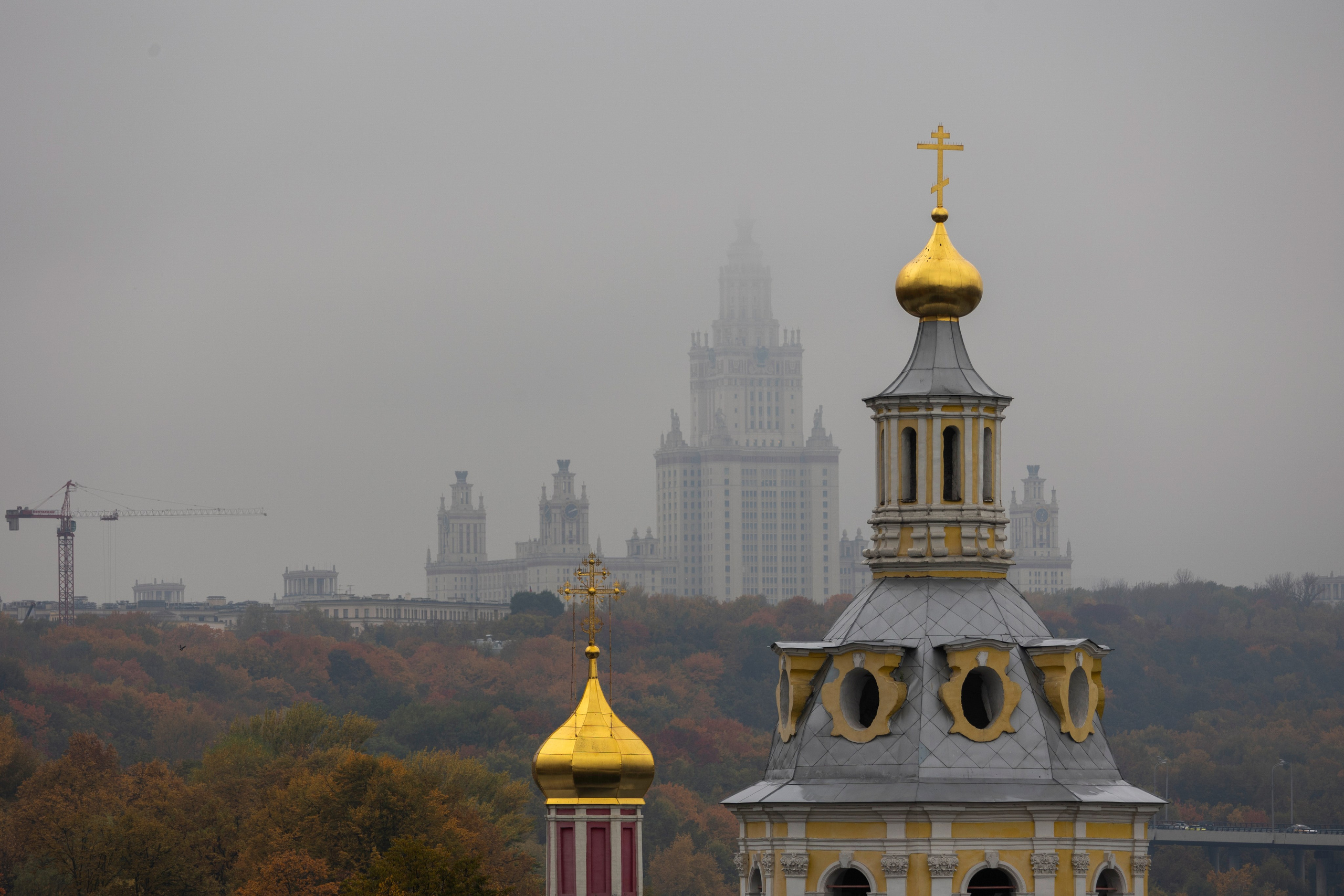 Вид на МГУ со Смотровой РАН