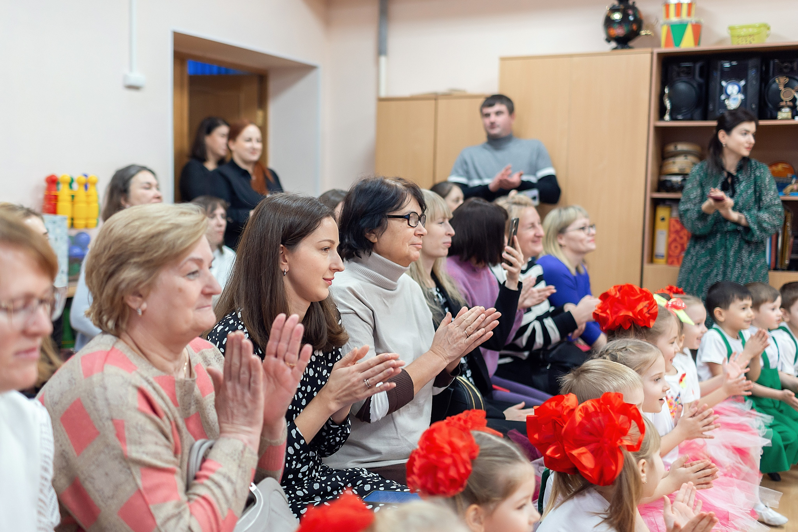 Утренник_"Карамельная фабрика» 2024. Семейный фотограф в Санкт-Петербурге